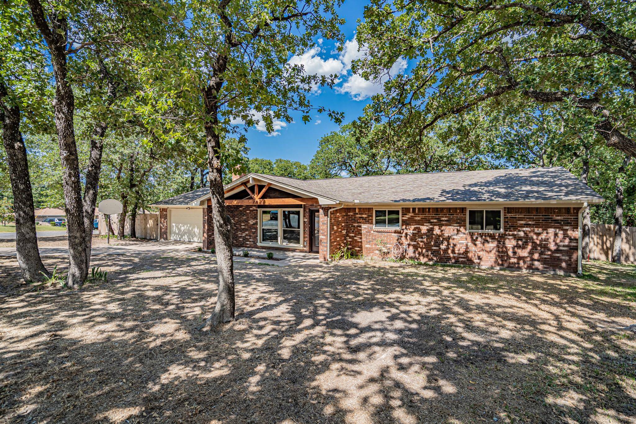 Granbury, TX 76049,2601 W Highland Drive