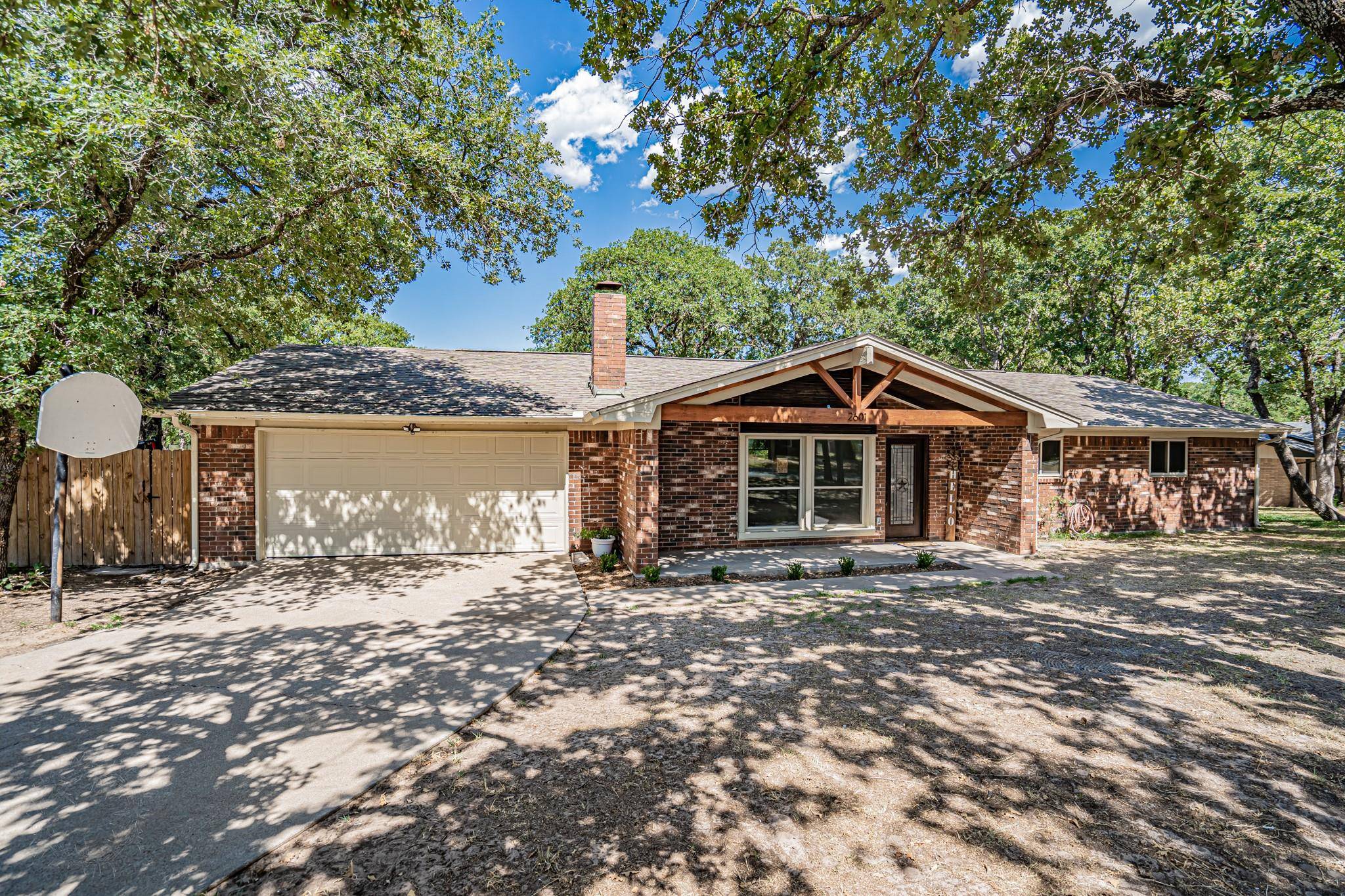 Granbury, TX 76049,2601 W Highland Drive