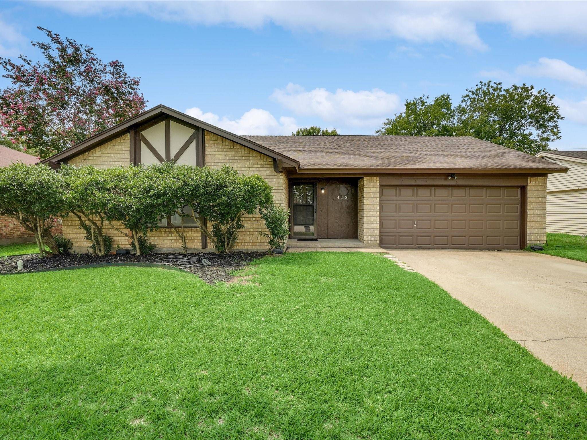 Burleson, TX 76028,413 Charlyne Drive