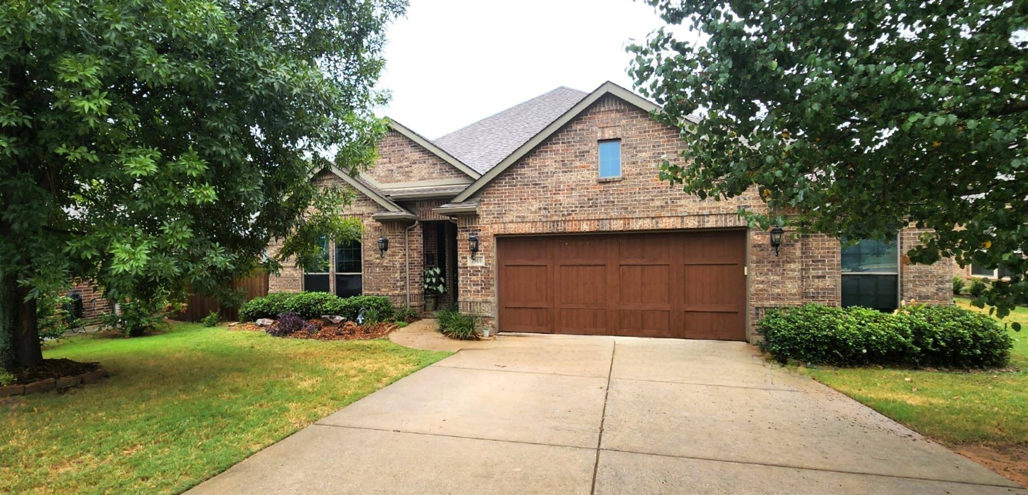 Denton, TX 76208,7900 Hinkley Oak Drive