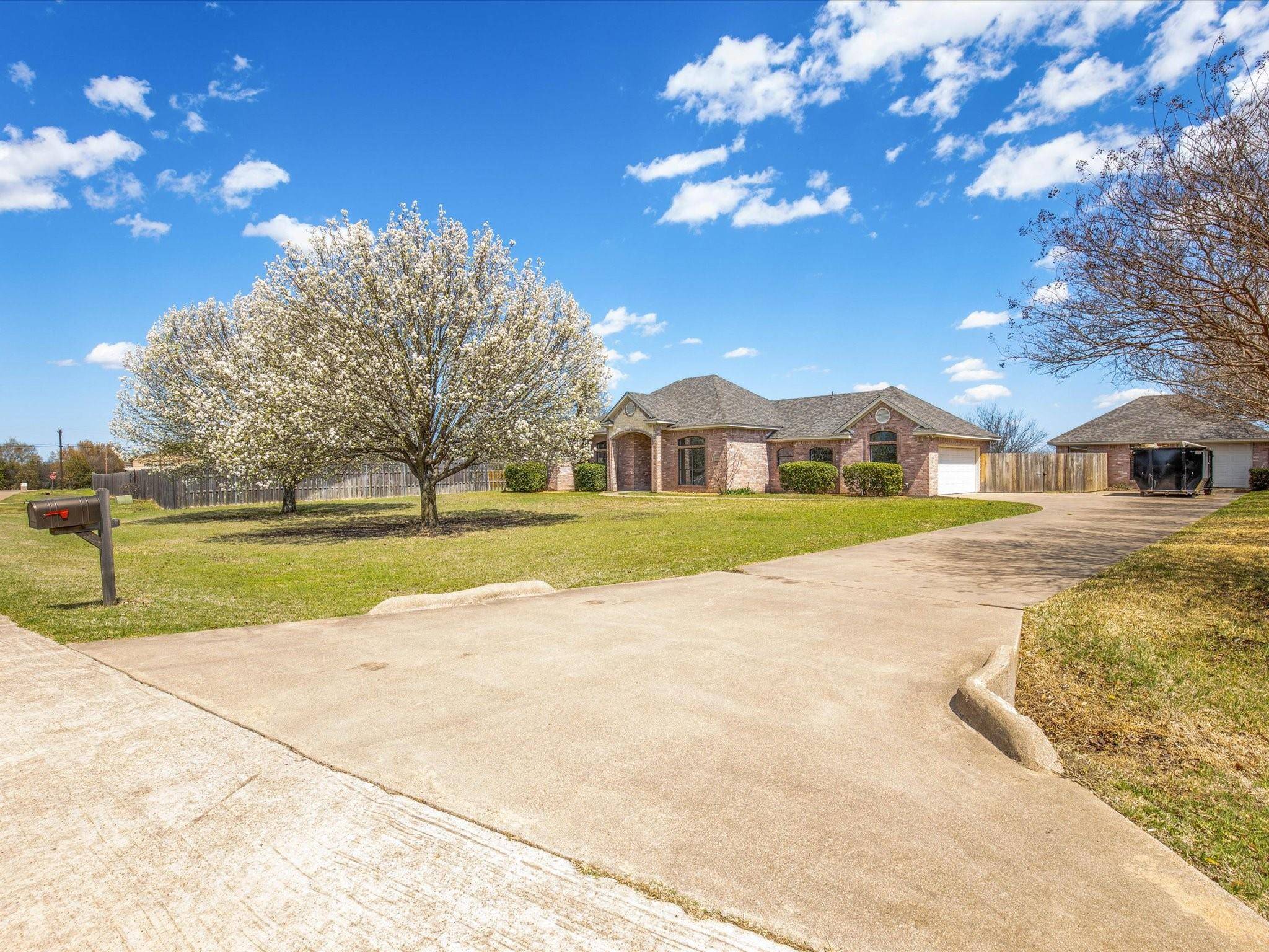 Ovilla, TX 75154,4006 Windmill Ridge Circle