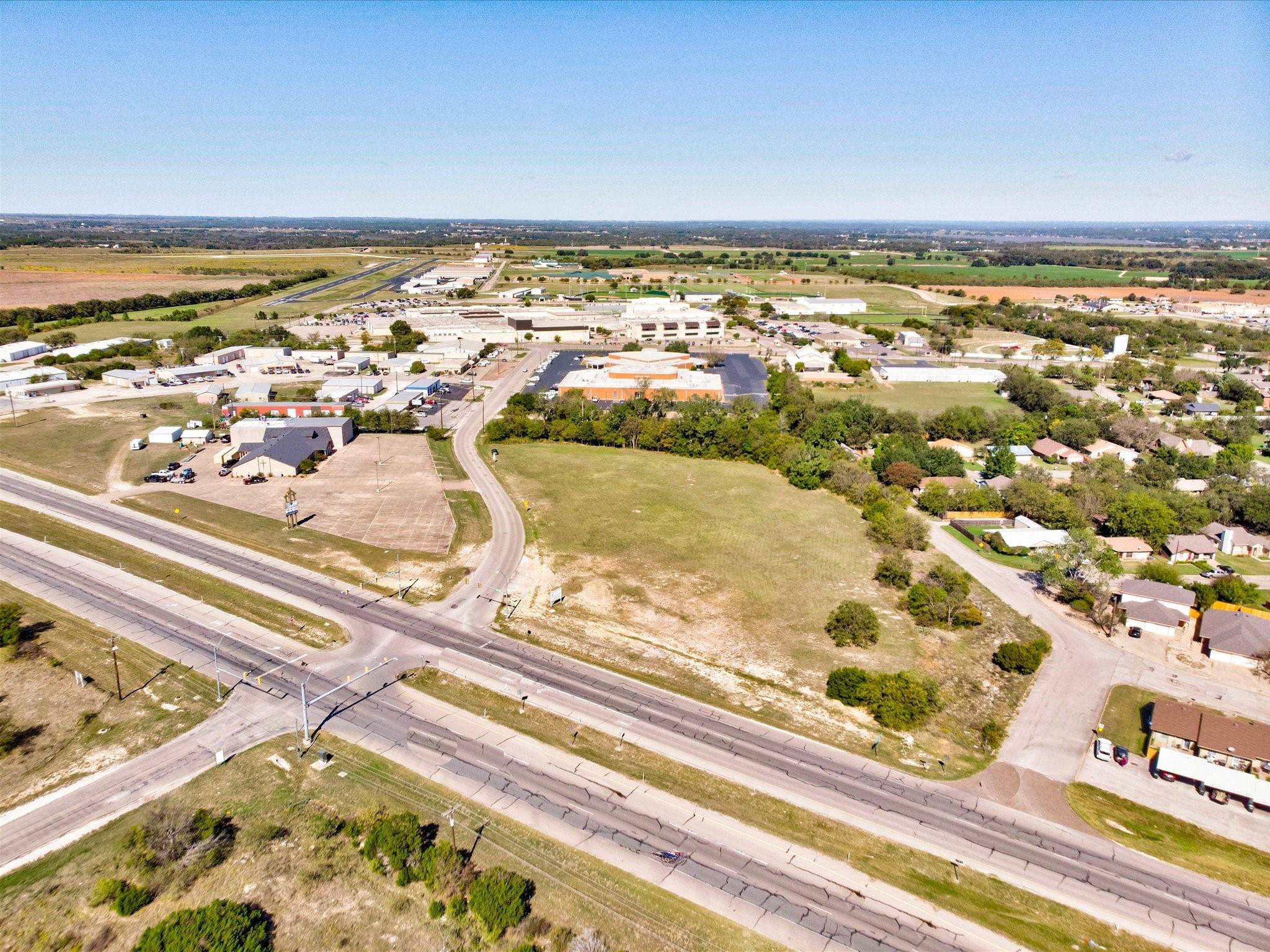 Granbury, TX 76048,1870 W US Highway 377