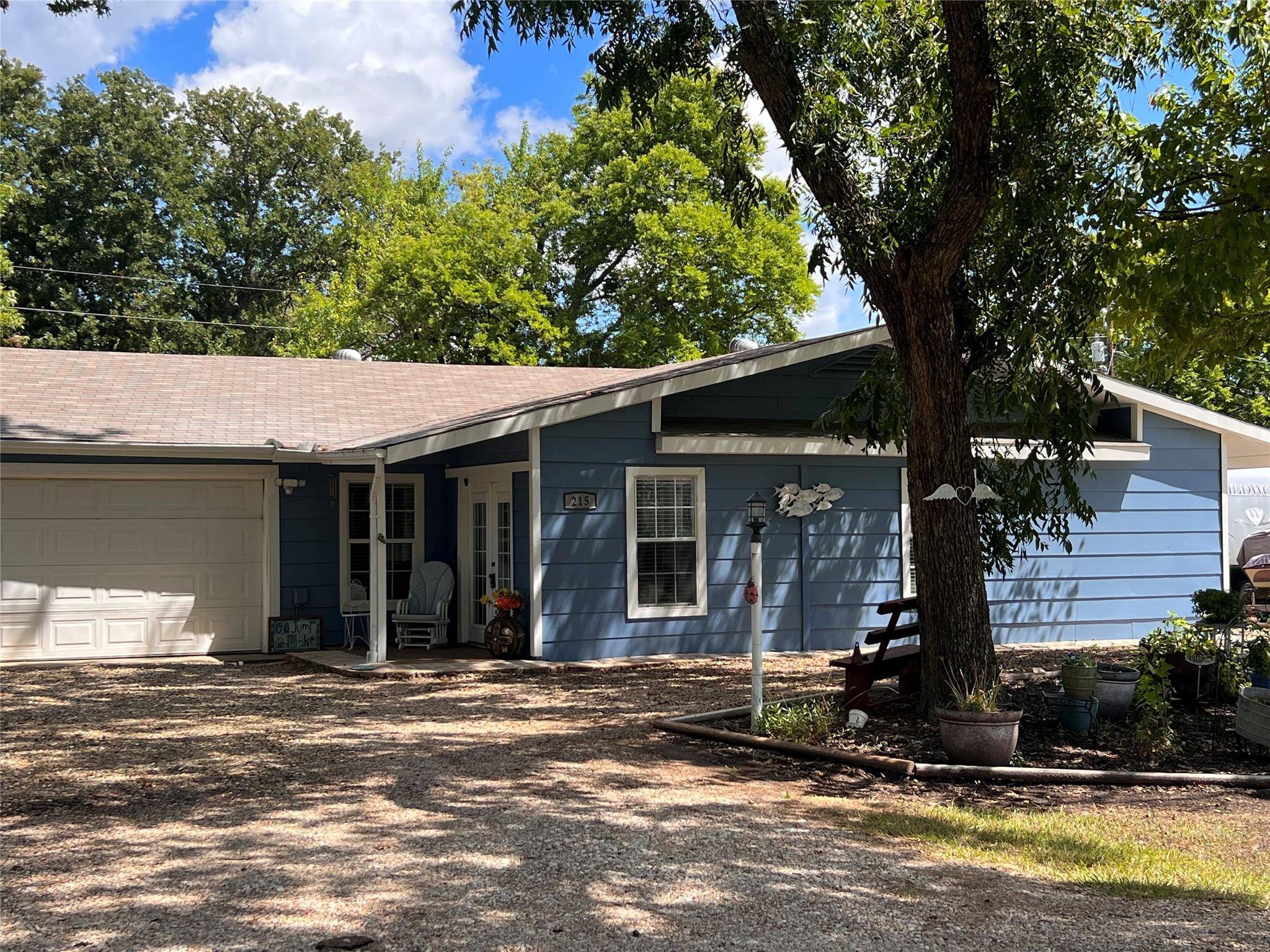 East Tawakoni, TX 75472,215 Harris