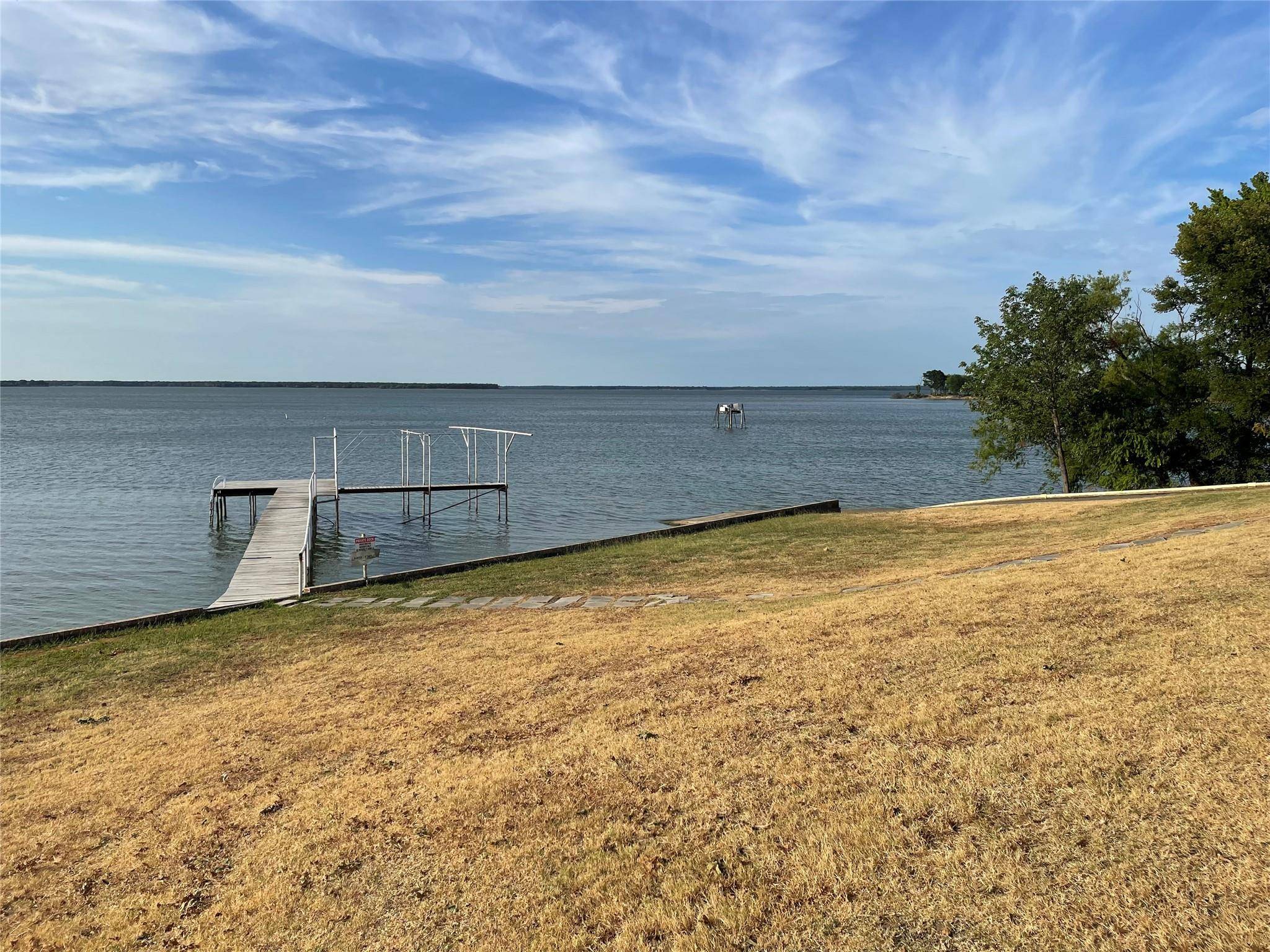 West Tawakoni, TX 75474,920 Hillburn Drive