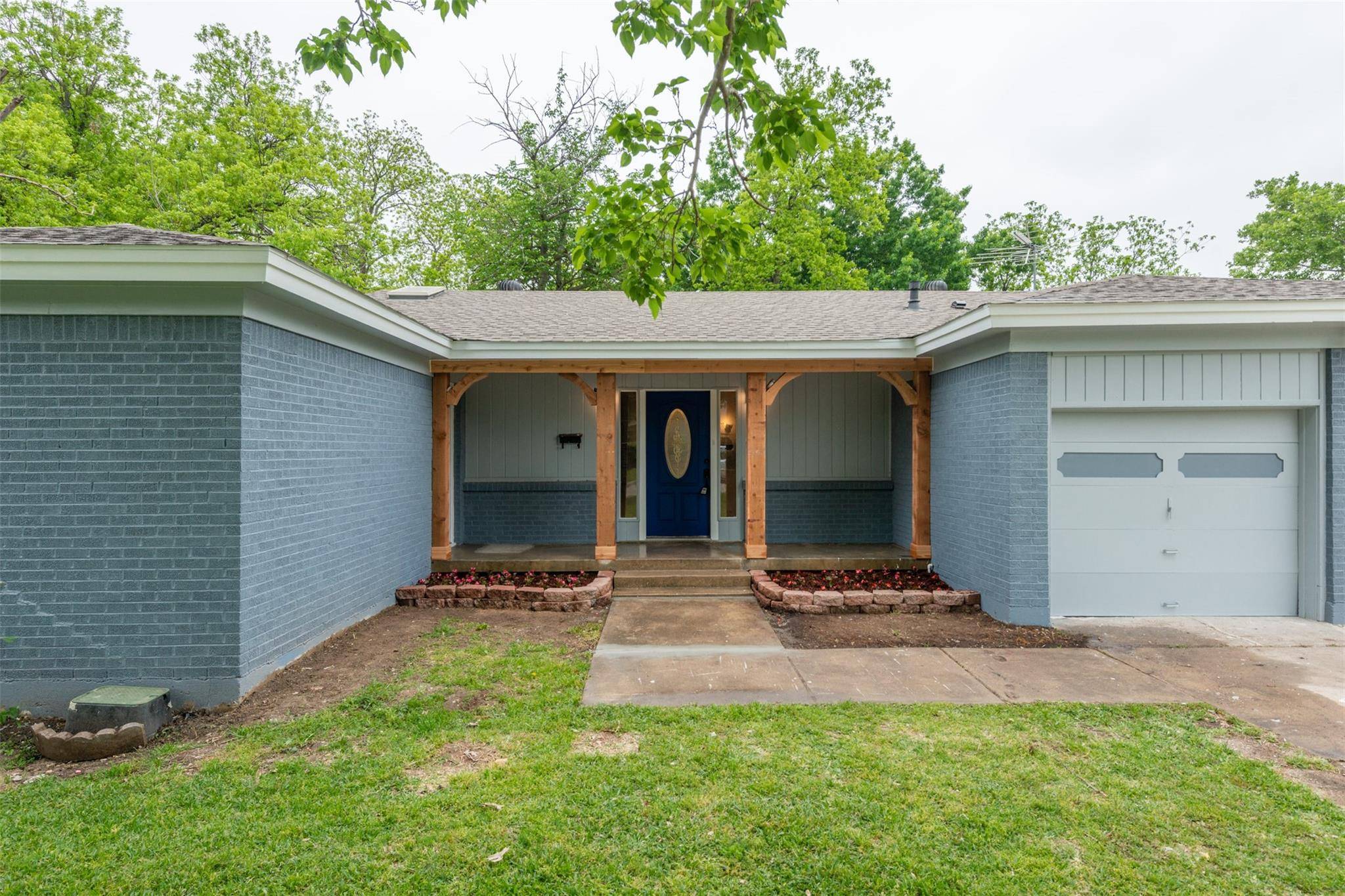 Fort Worth, TX 76111,3337 Wesley Street