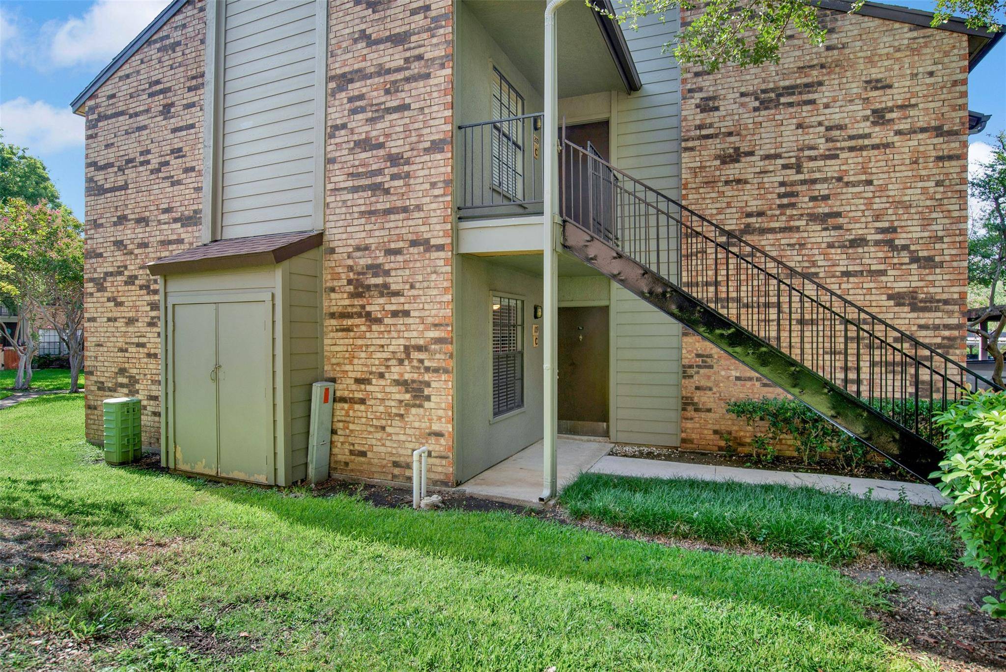 Dallas, TX 75248,5335 Bent Tree Forest Drive #109