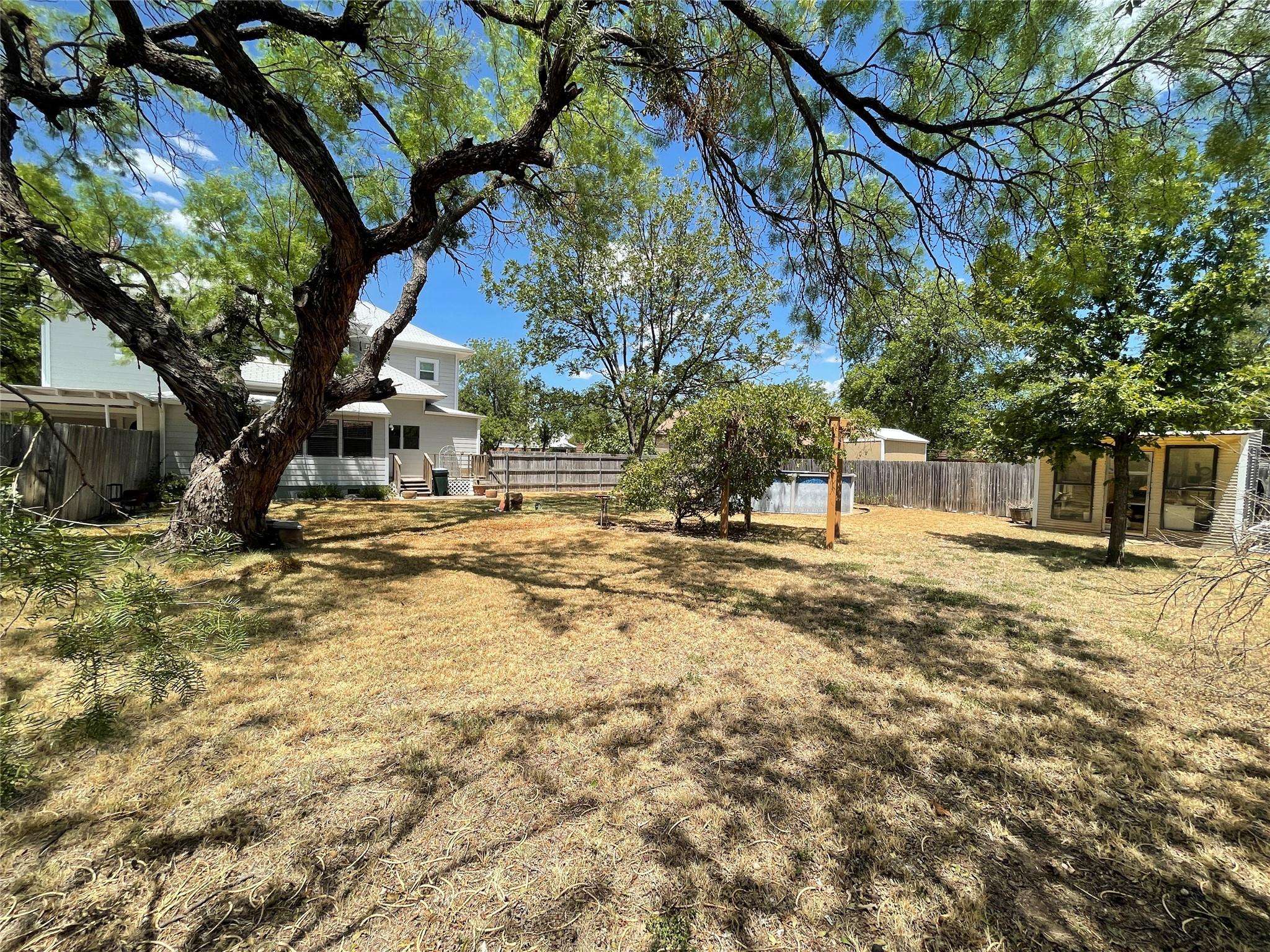 Coleman, TX 76834,713 W College Avenue