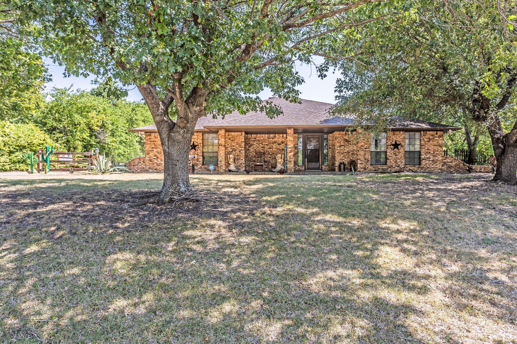 Cedar Hill, TX 75104,316 E Little Creek Road