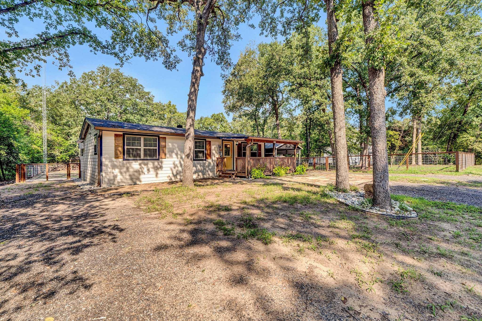 Murchison, TX 75778,223 Holly Glen