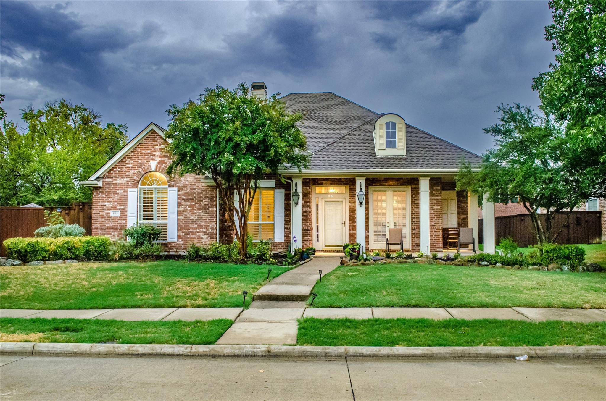 Allen, TX 75013,1103 Surrey Lane