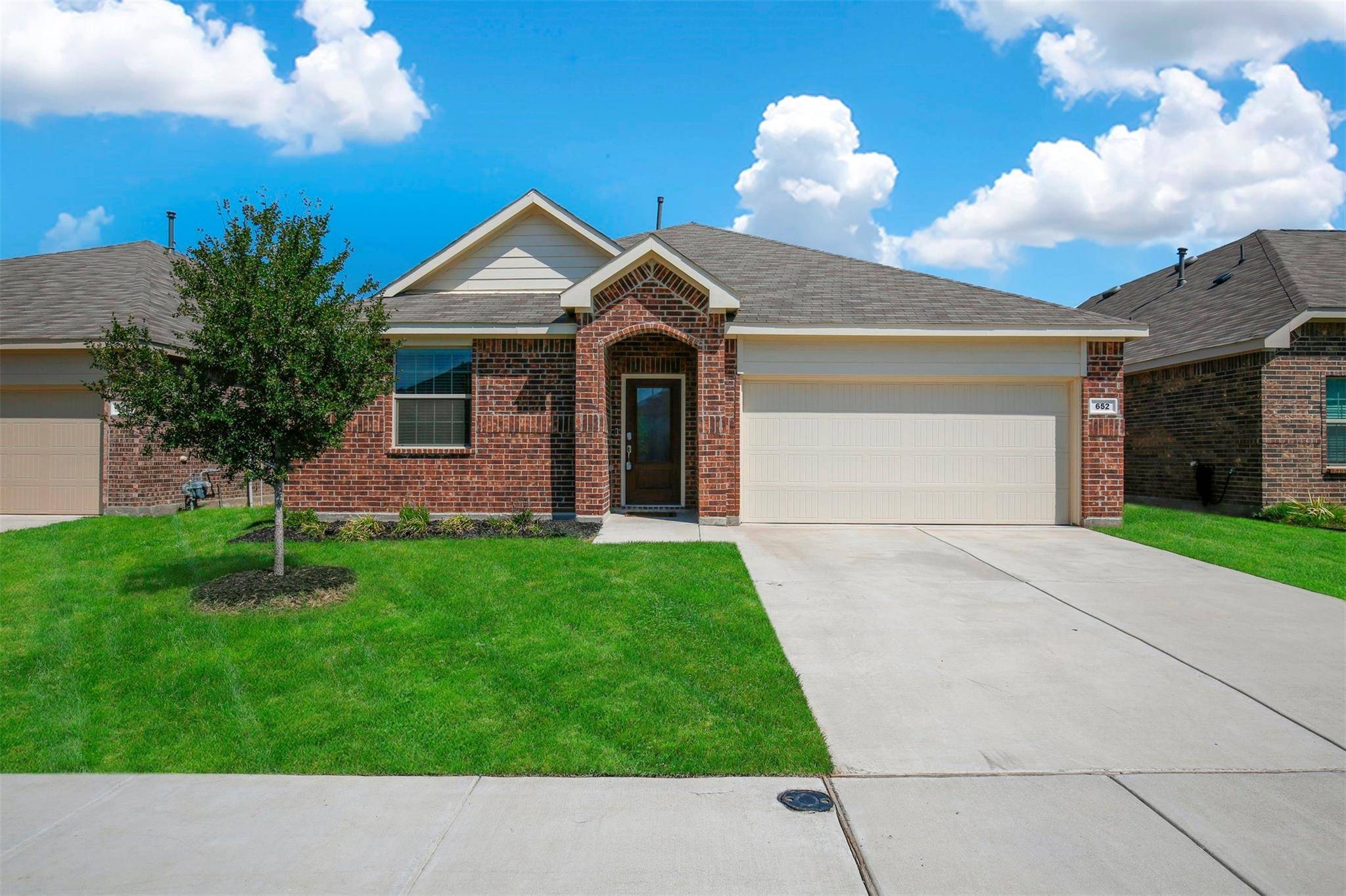 652 Ridgeback Trail, Fort Worth, TX 76052