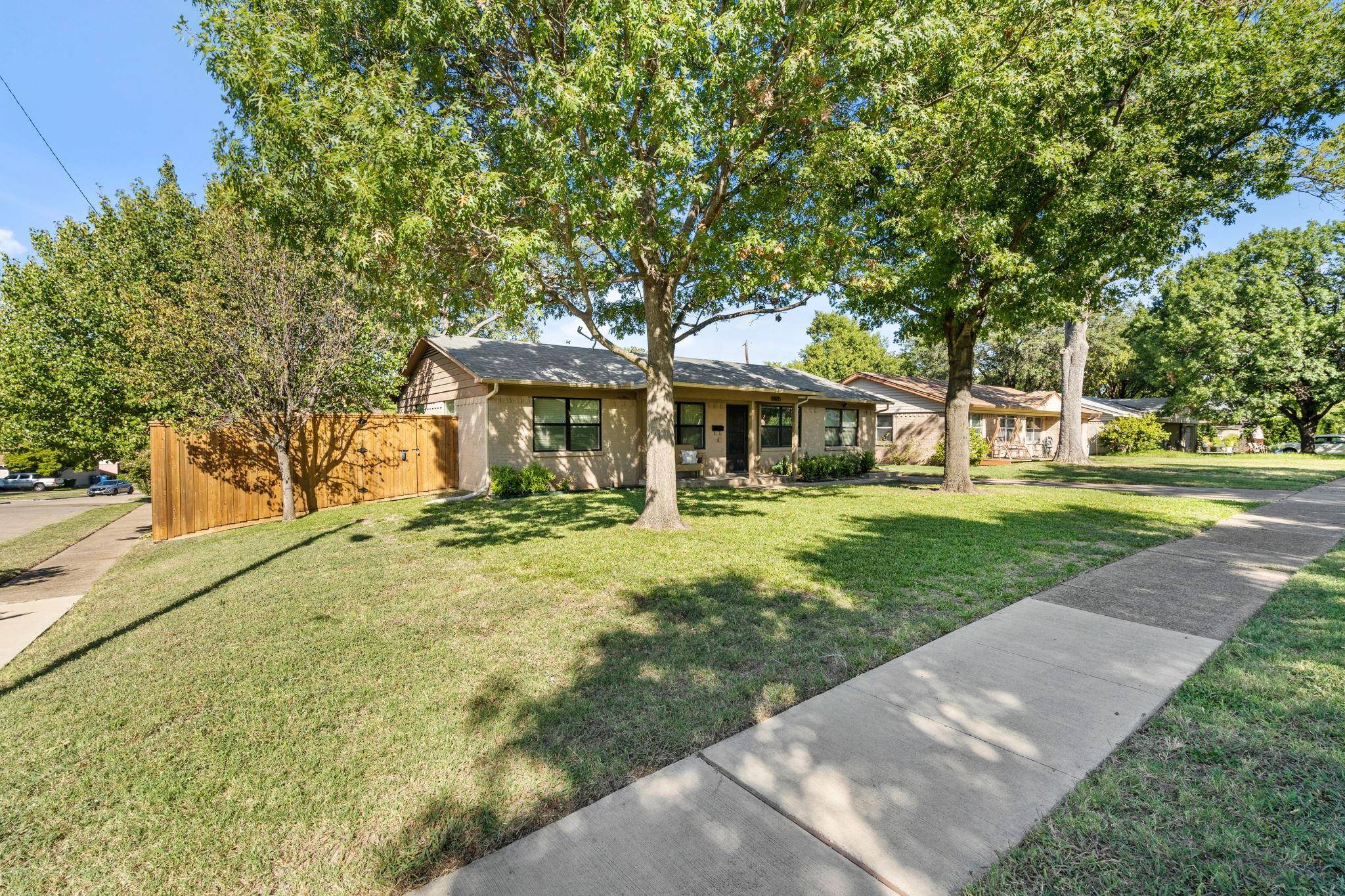 Dallas, TX 75243,8805 Woodbrook Drive