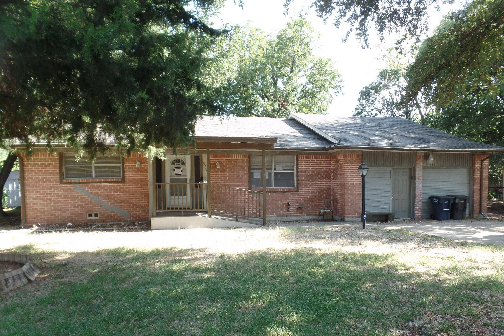 Fort Worth, TX 76133,5225 Rector Avenue