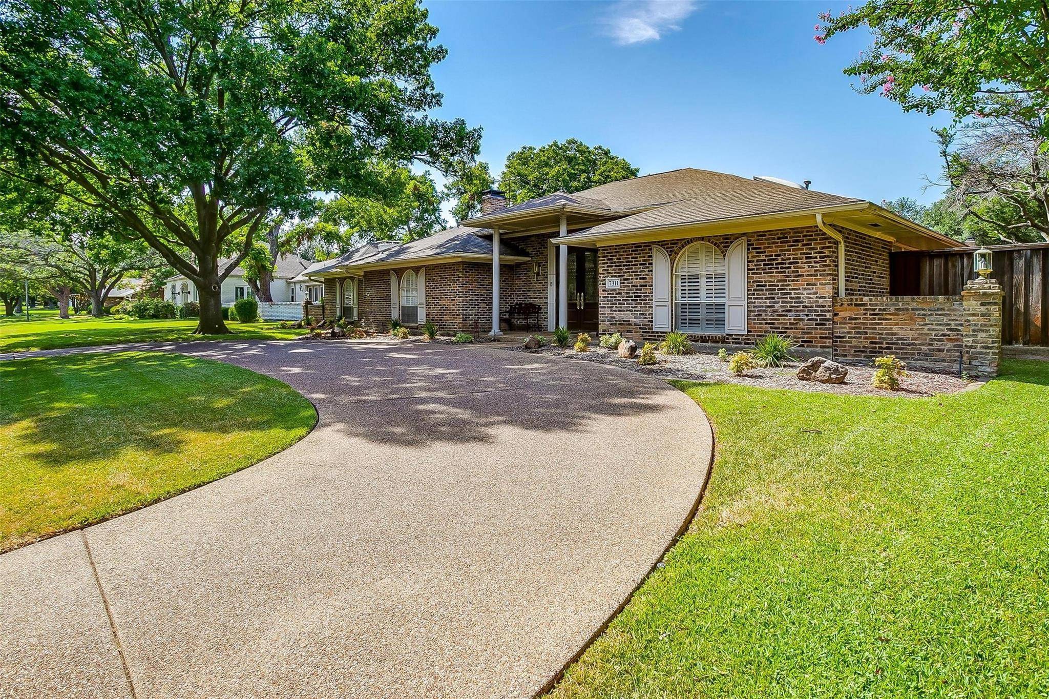 Dallas, TX 75248,7311 Hillwood Lane