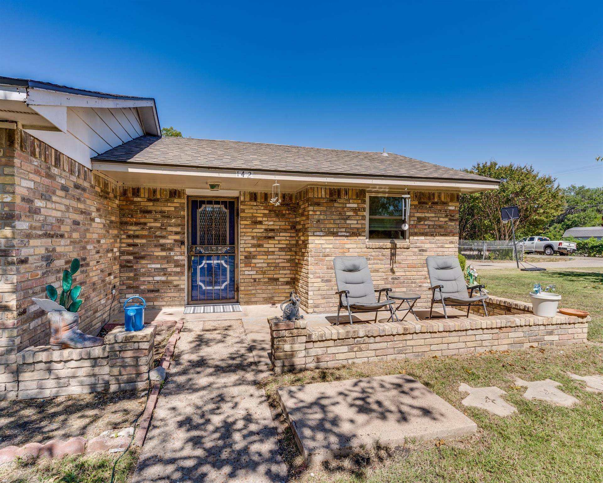 Red Oak, TX 75154,142 Spring Branch Drive