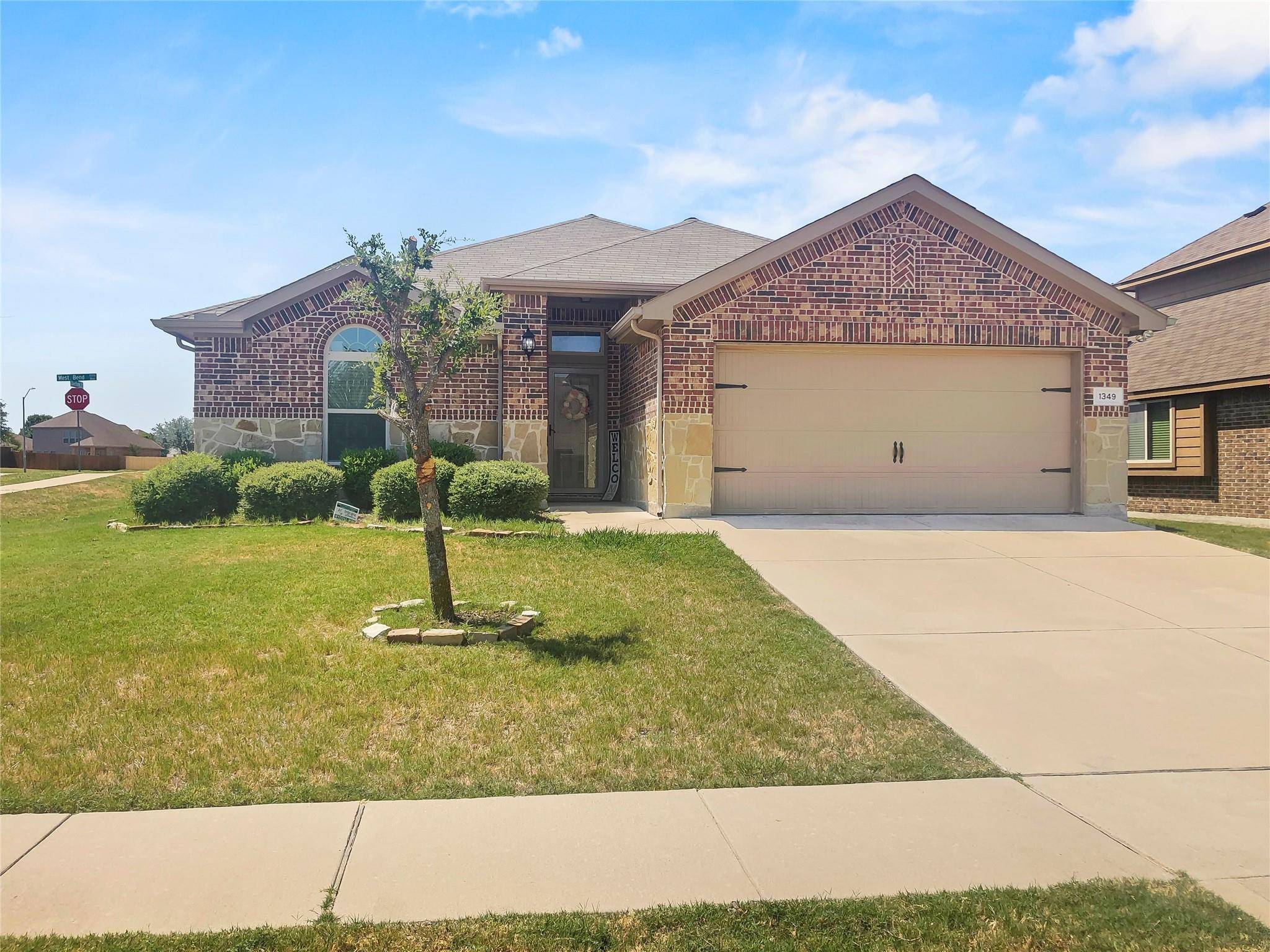 Burleson, TX 76028,1349 Broadmoor Drive