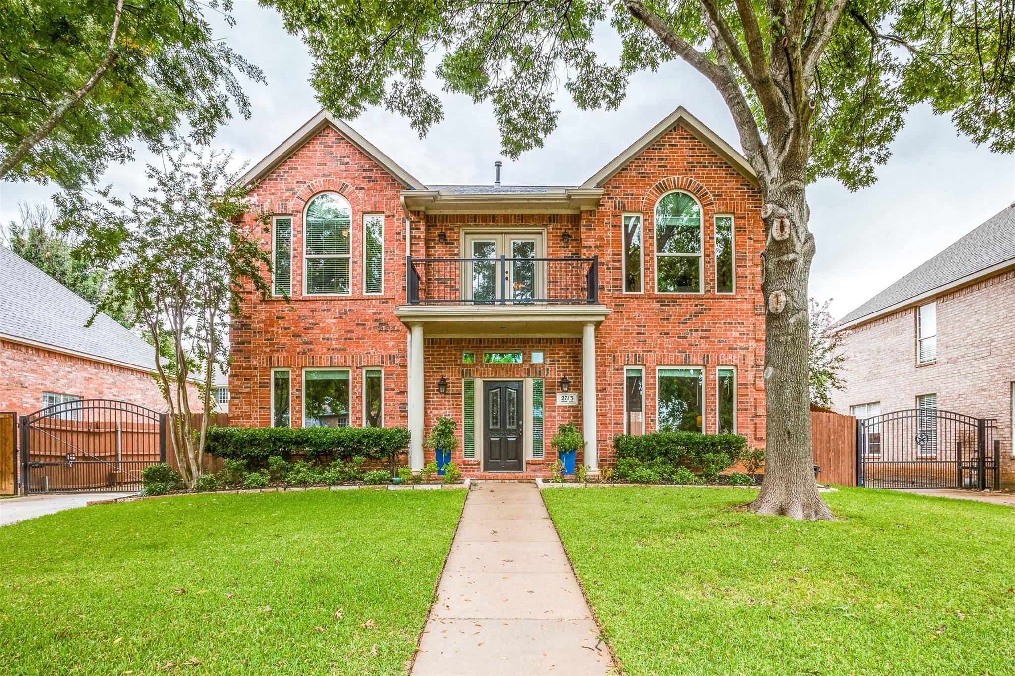 Grapevine, TX 76051,2713 Indian Oak Drive