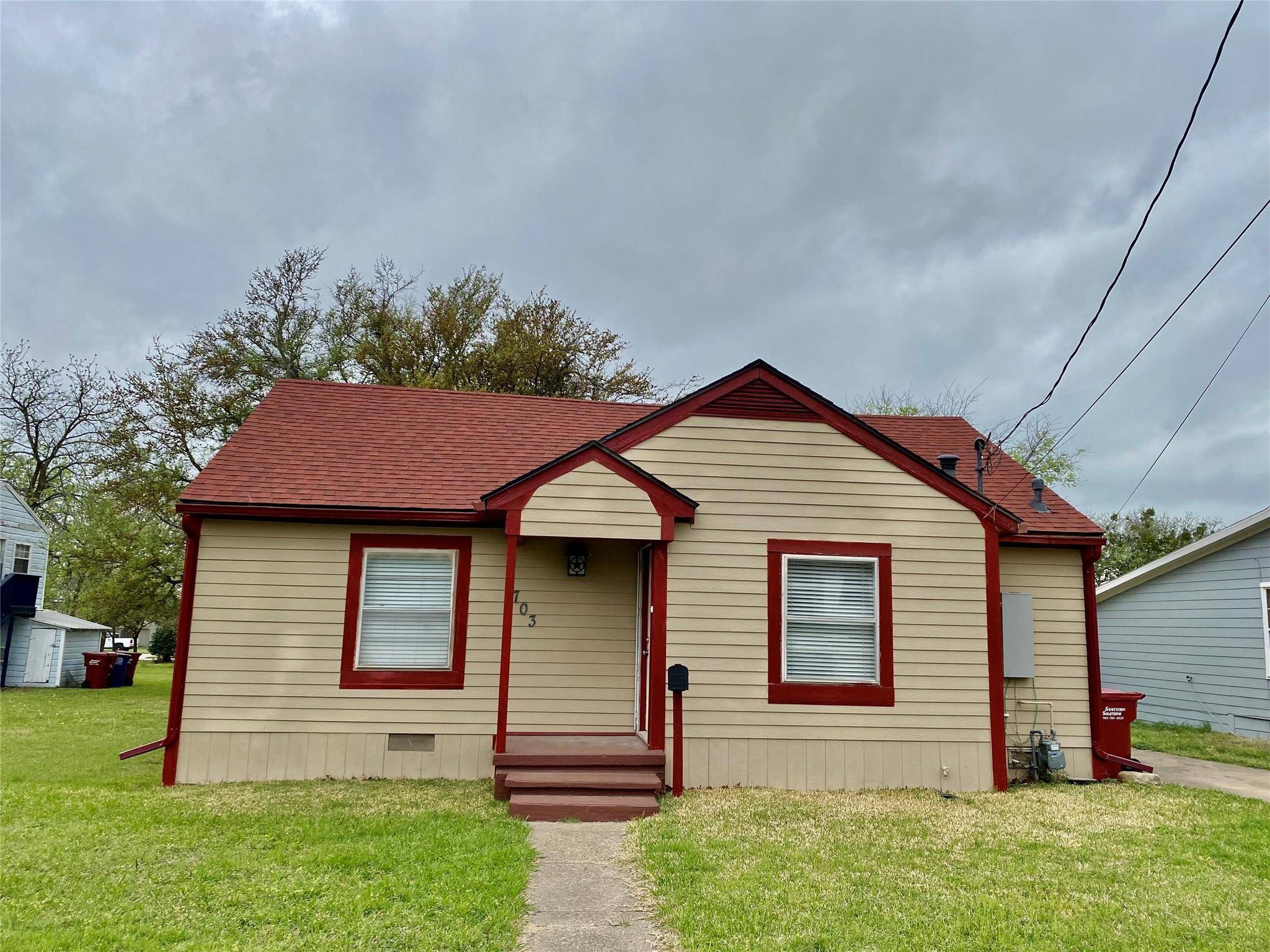 Farmersville, TX 75442,703 N Washington Street