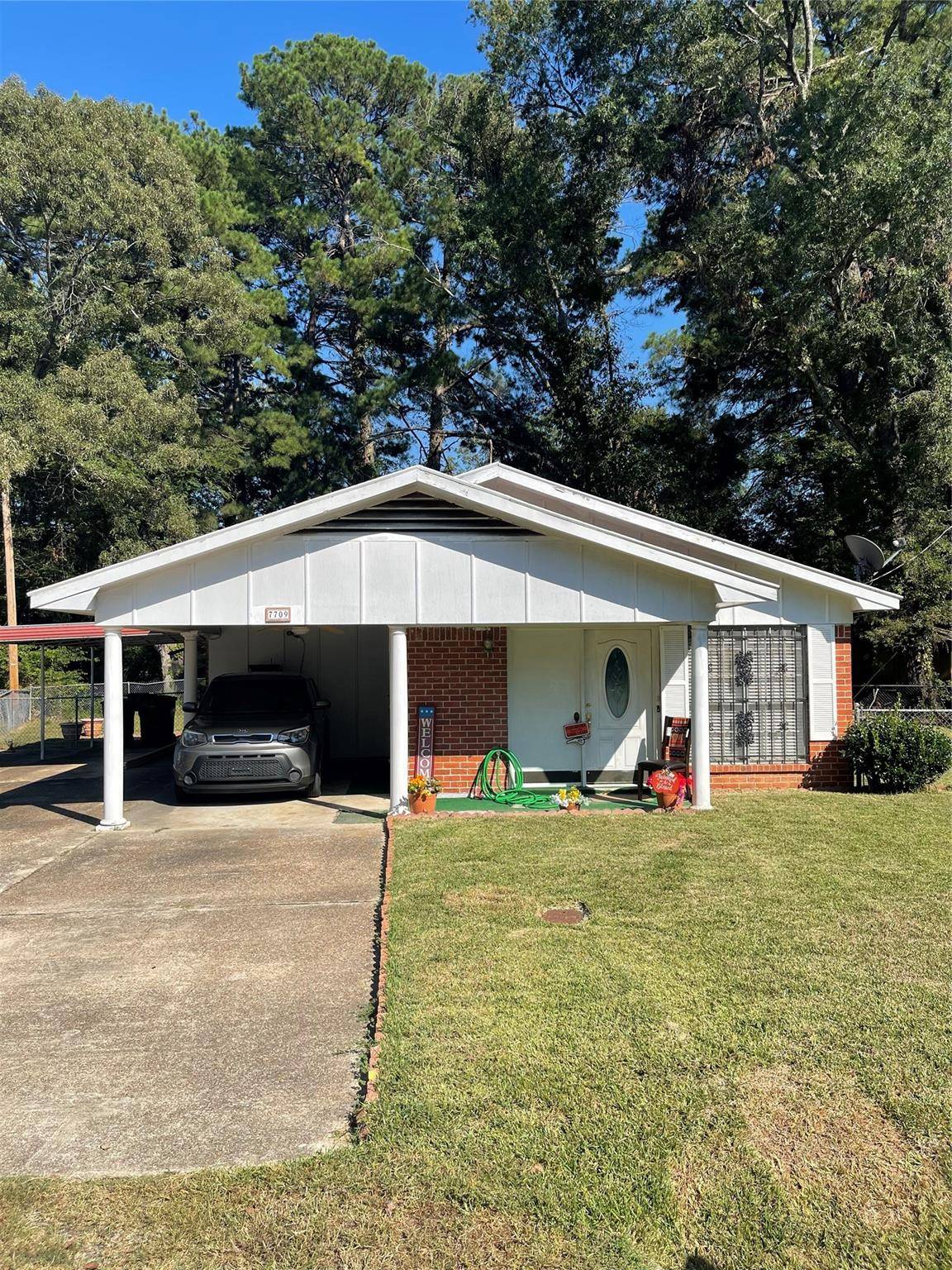 Shreveport, LA 71106,7709 Ballentine Circle