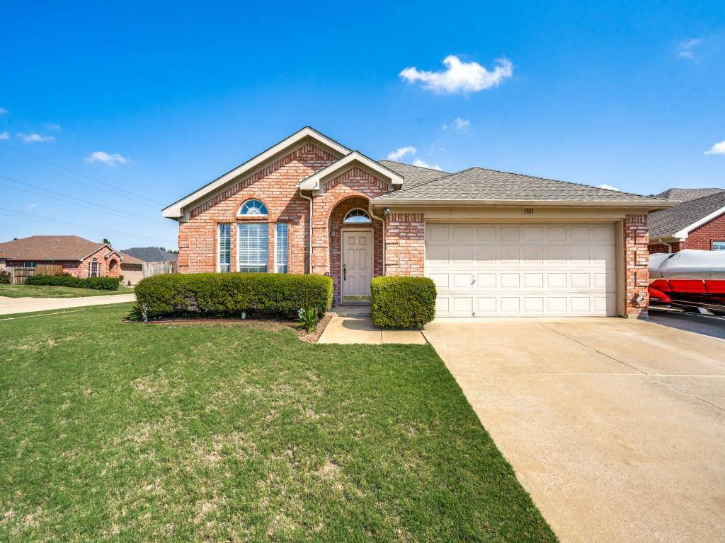 Arlington, TX 76018,1501 Wolf Creek Drive