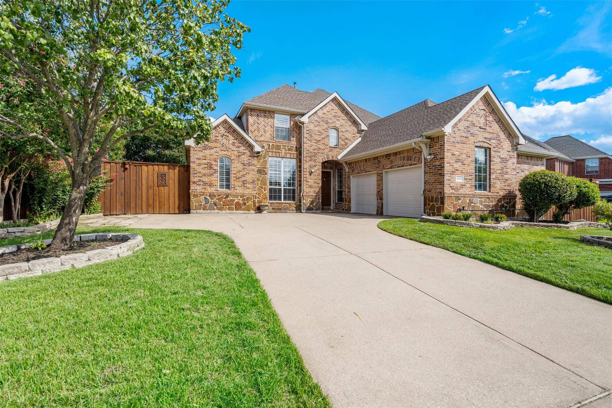 Sachse, TX 75048,6614 Falcon Crest Lane