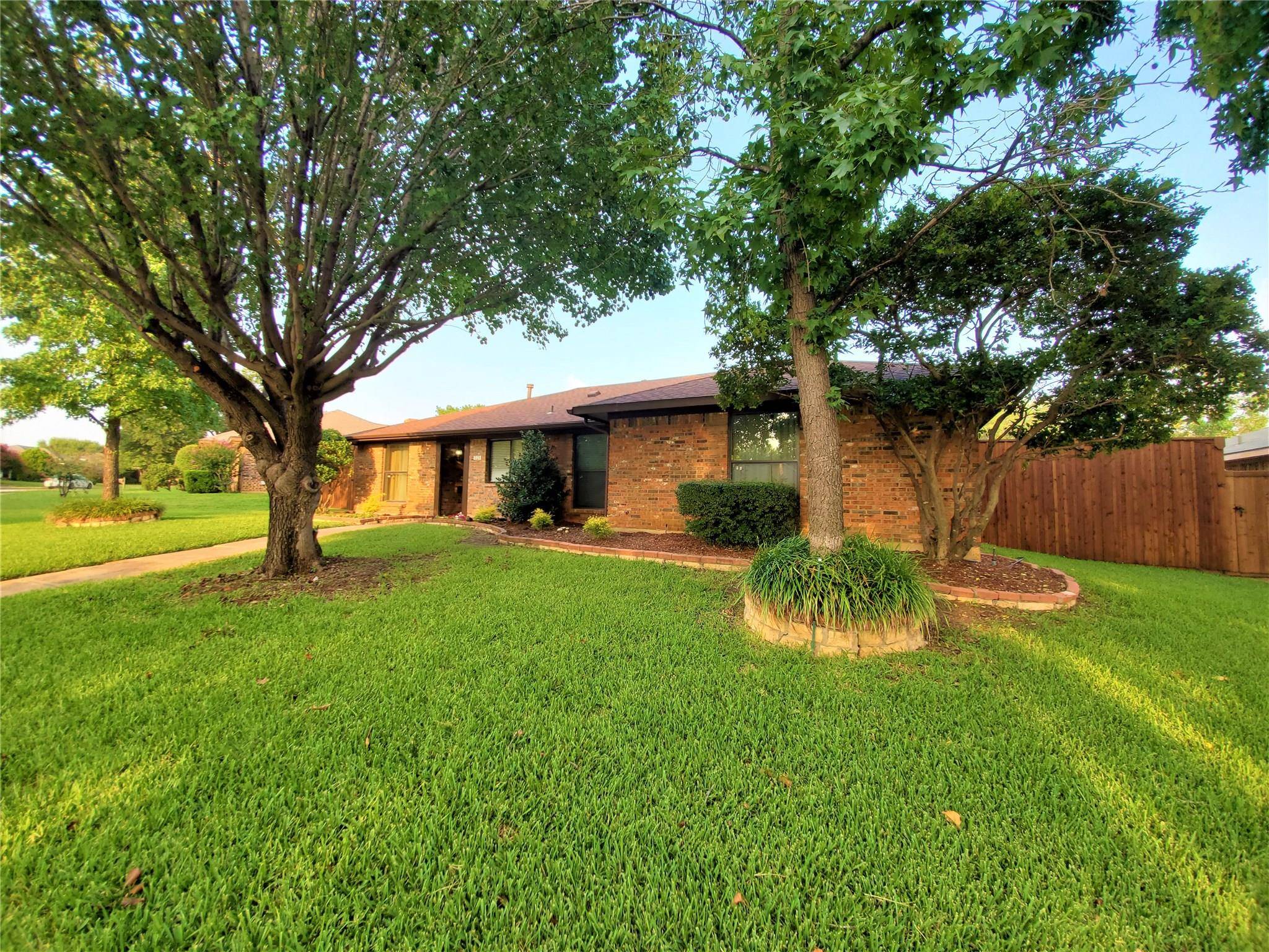 Flower Mound, TX 75028,925 Edgefield Trail