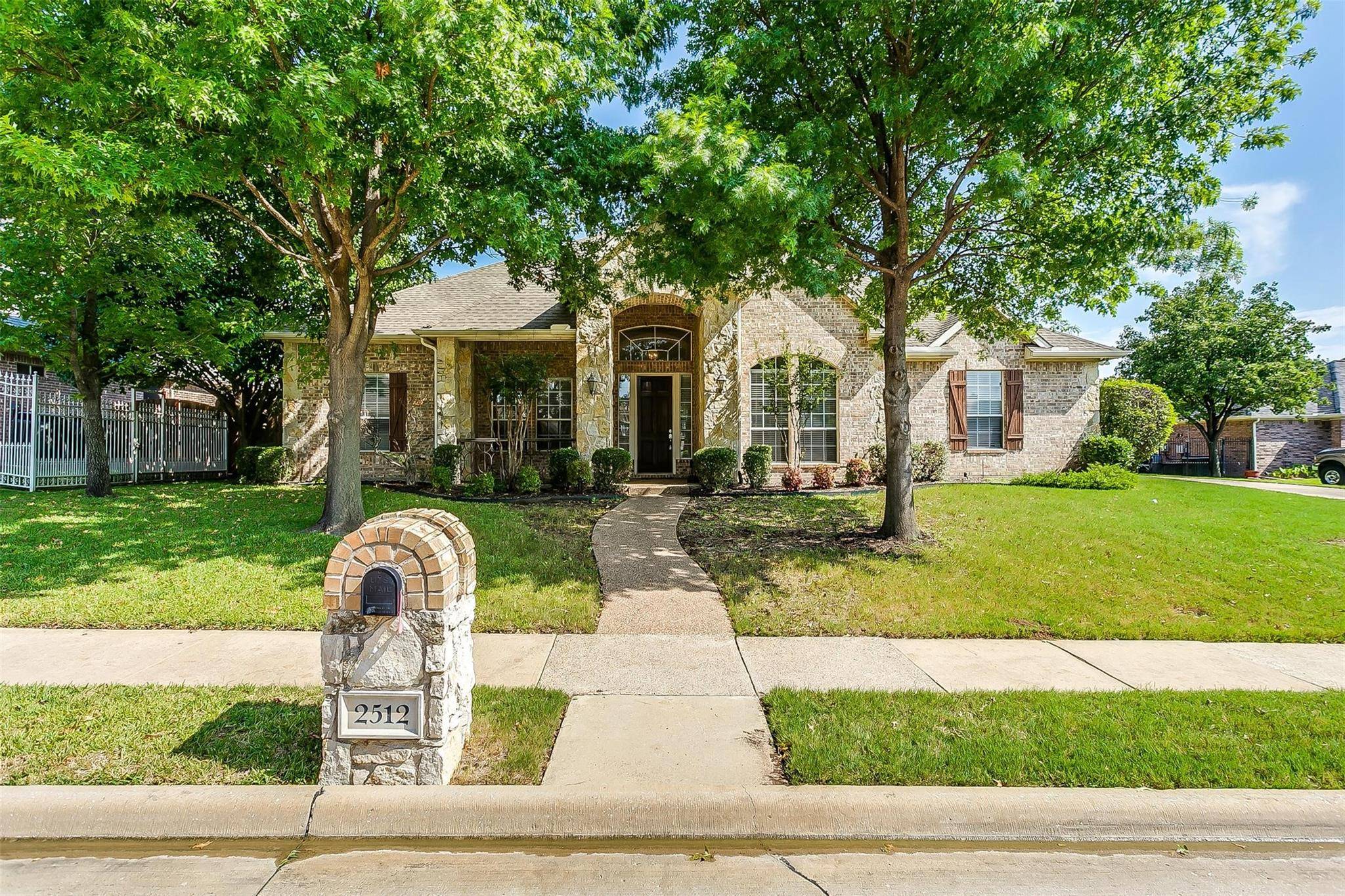 Flower Mound, TX 75028,2512 Clear Ridge Lane