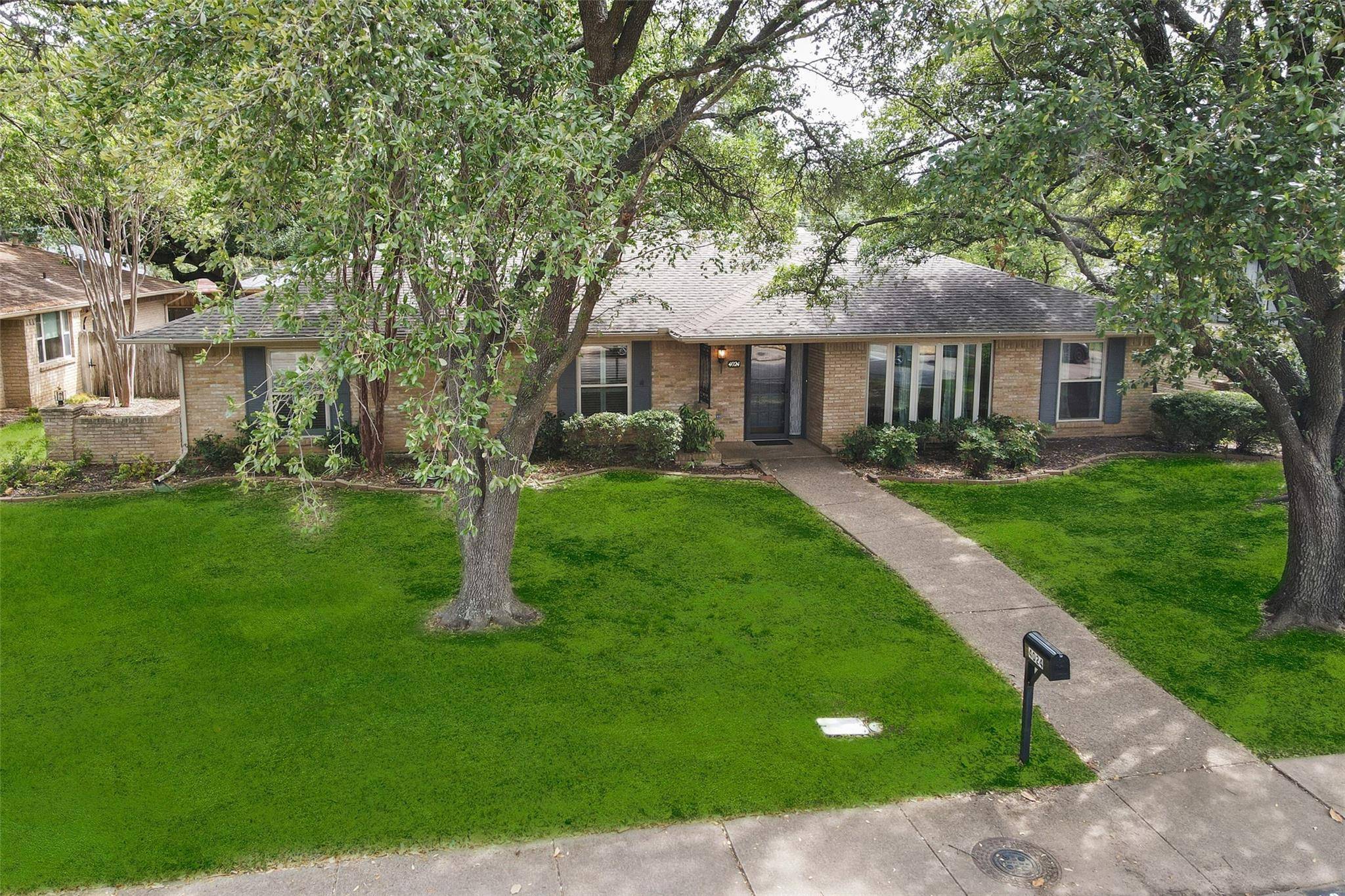 Dallas, TX 75244,4024 Candlenut Lane