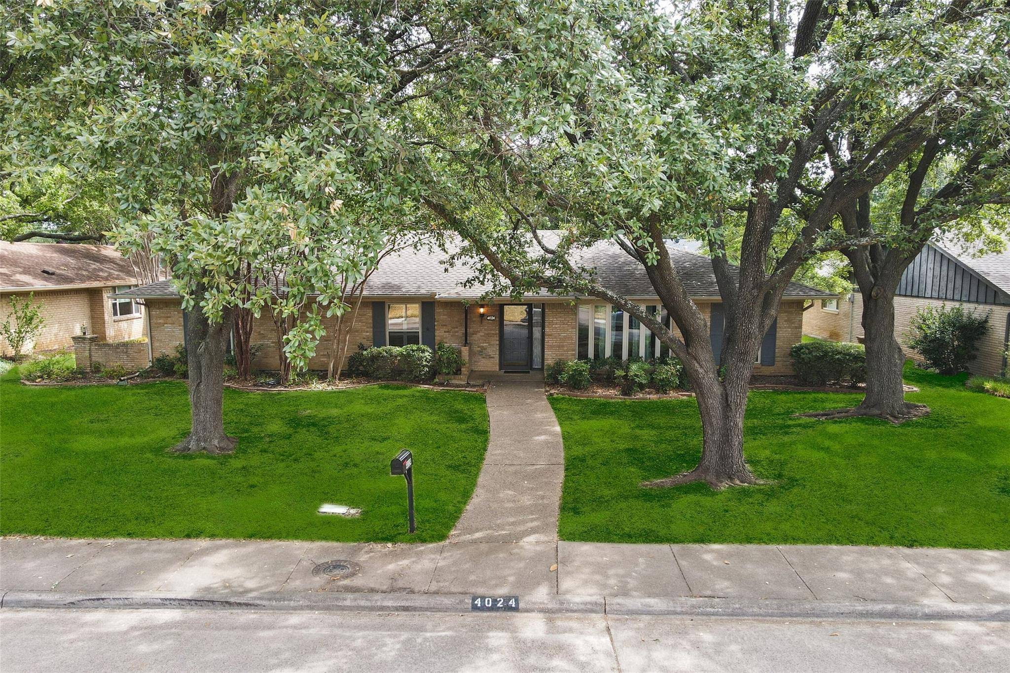 Dallas, TX 75244,4024 Candlenut Lane