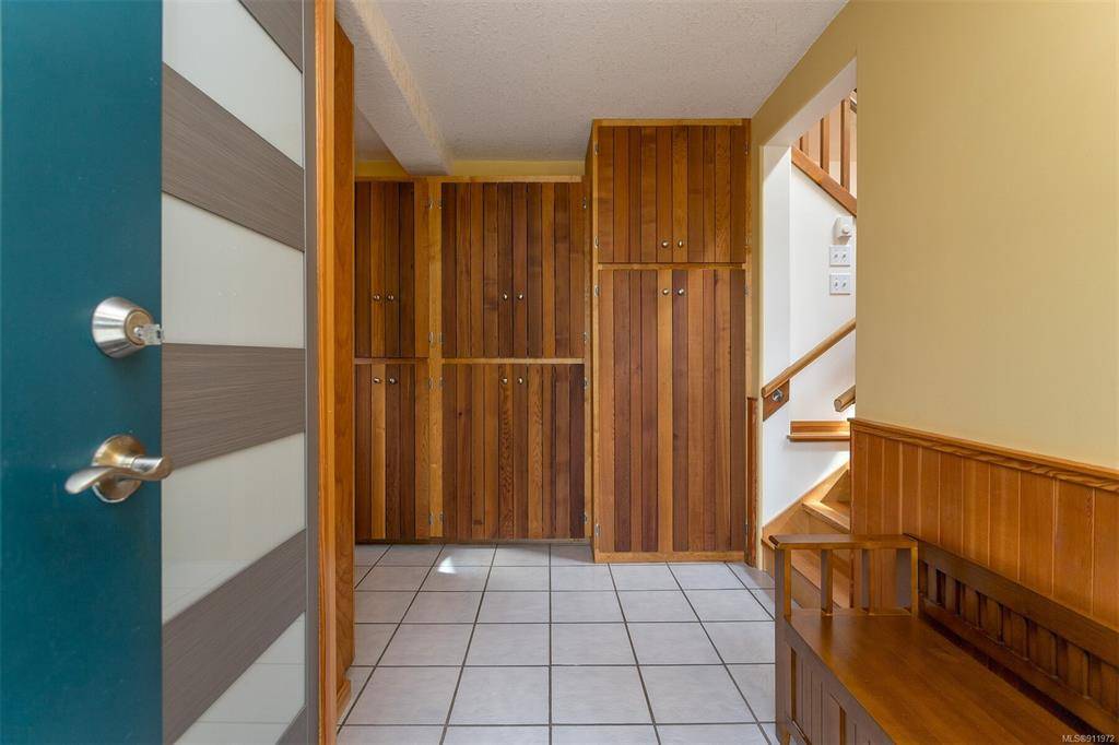 Duncan, BC V9L 6B2,8201 RICHARDS Trail