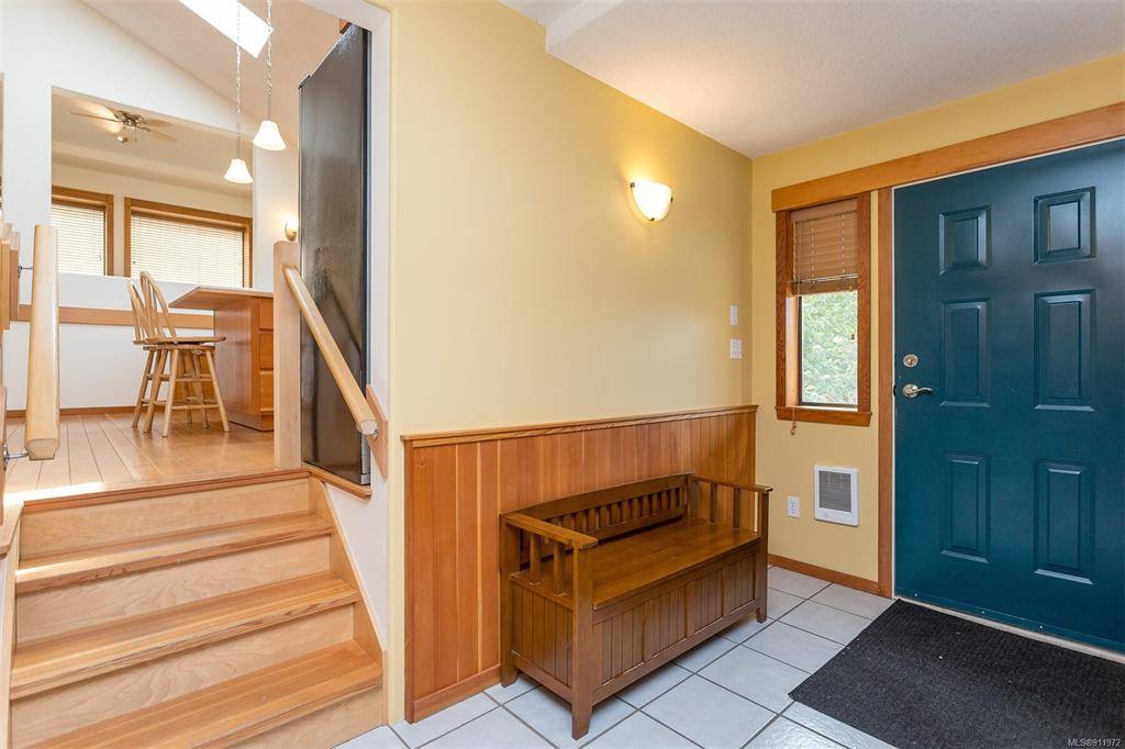 Duncan, BC V9L 6B2,8201 RICHARDS Trail