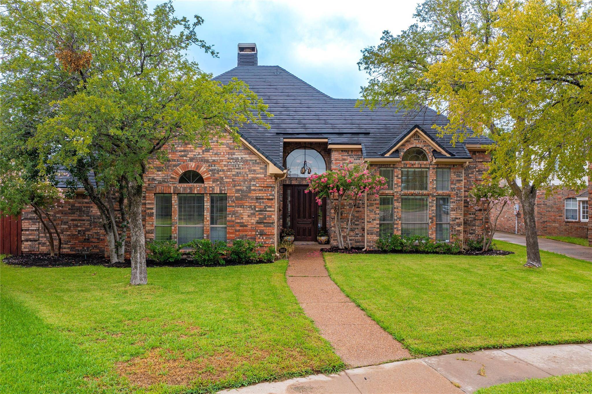 Irving, TX 75063,9812 Canyon Crest Circle