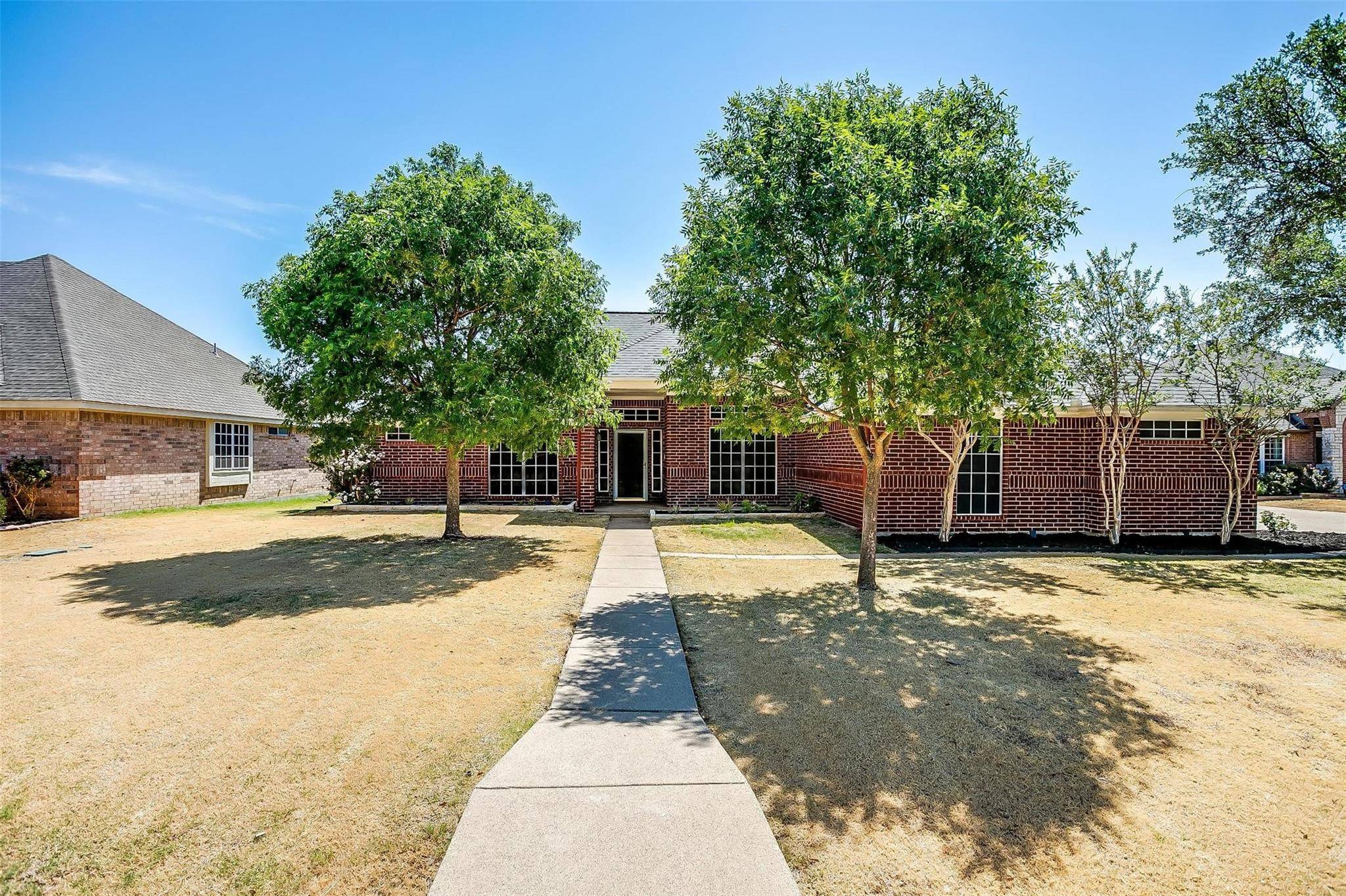 Crowley, TX 76036,1024 Birmingham Briar Court