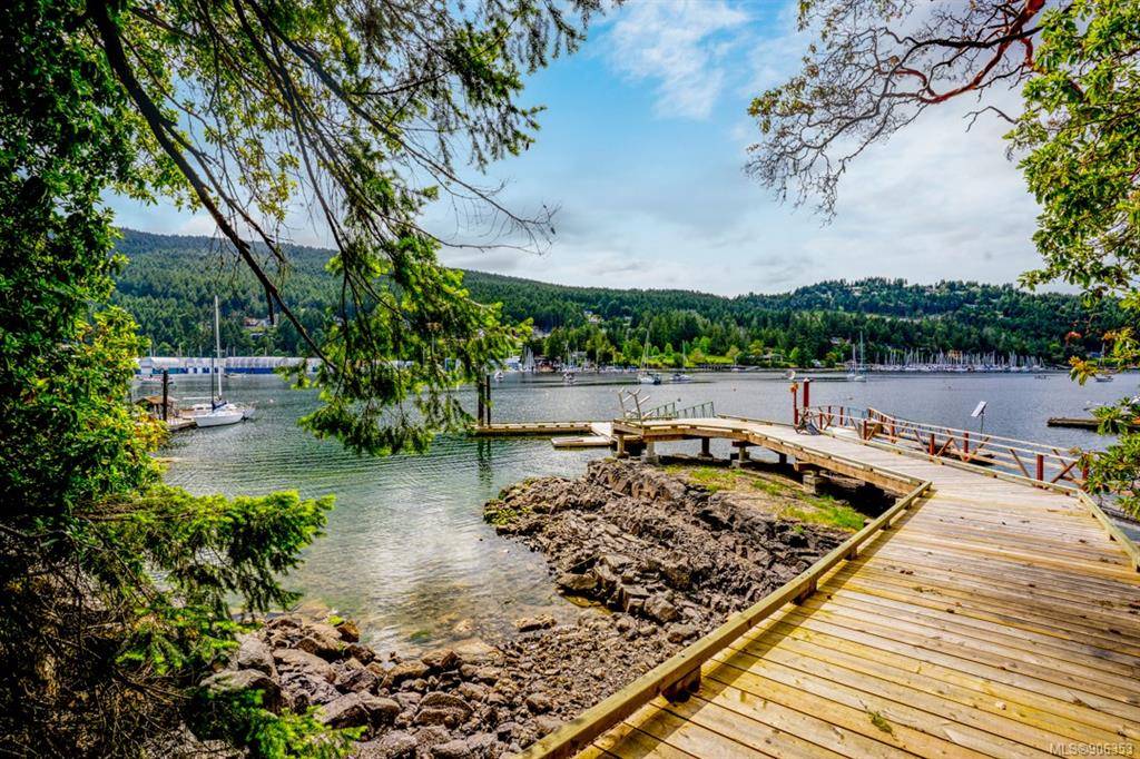 Duncan, BC V9L 6Y6,6800 Stoney Hill Rd