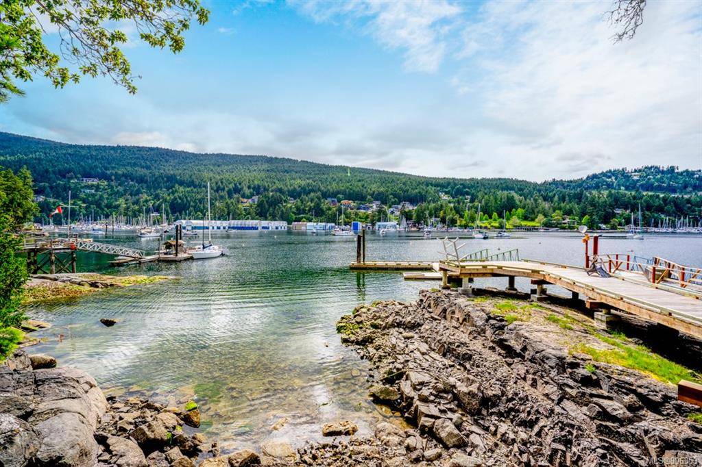 Duncan, BC V9L 6Y6,6800 Stoney Hill Rd