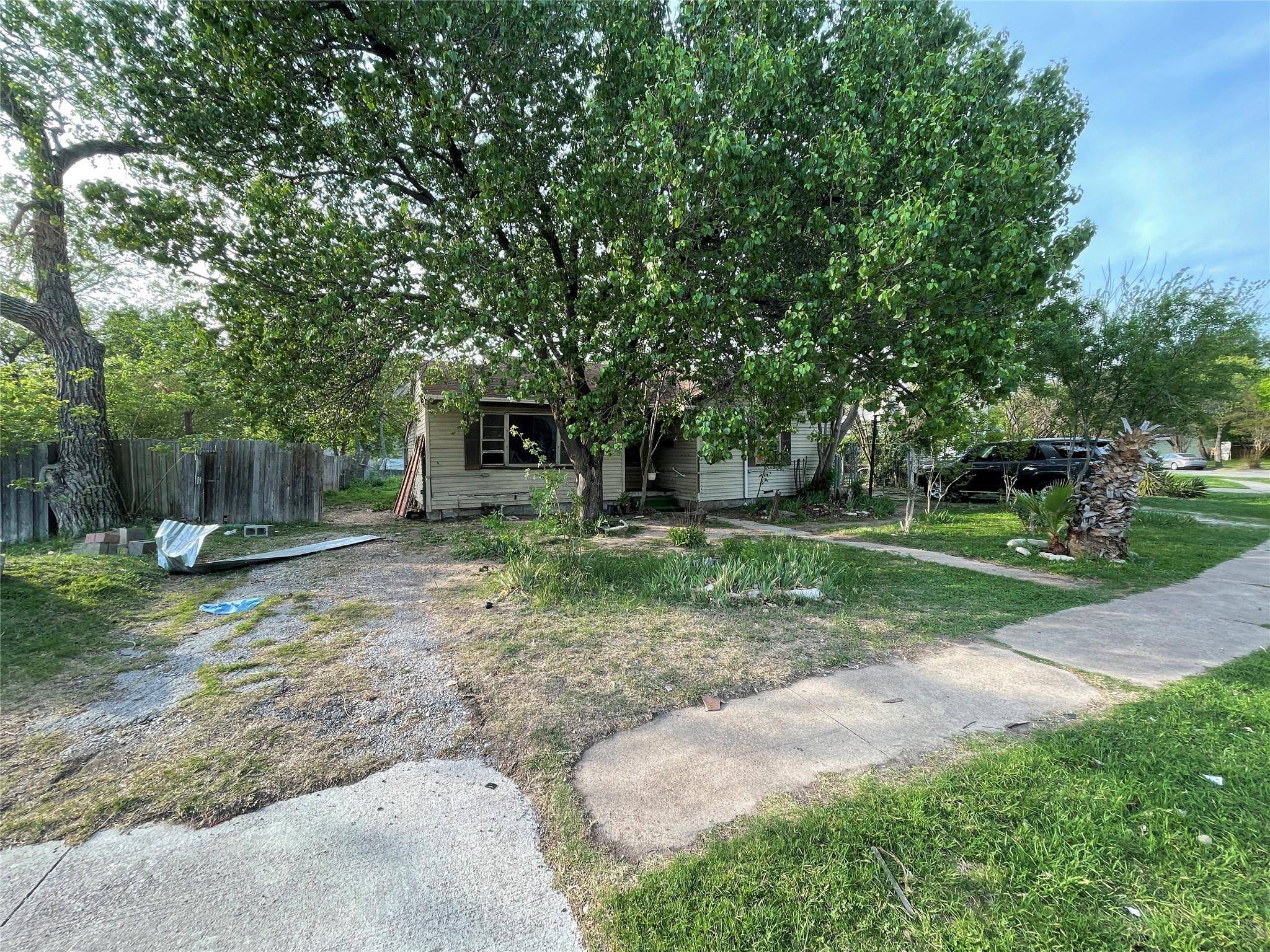 Grand Prairie, TX 75050,1666 Willow Street