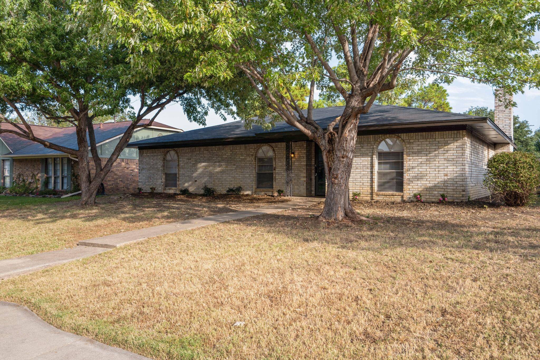 Lewisville, TX 75077,1853 El Paso Street