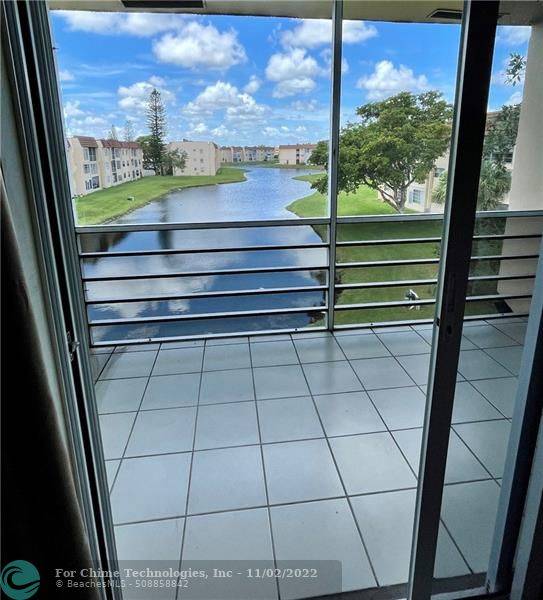 Sunrise, FL 33322,8821 Sunrise Lakes Blvd  #304