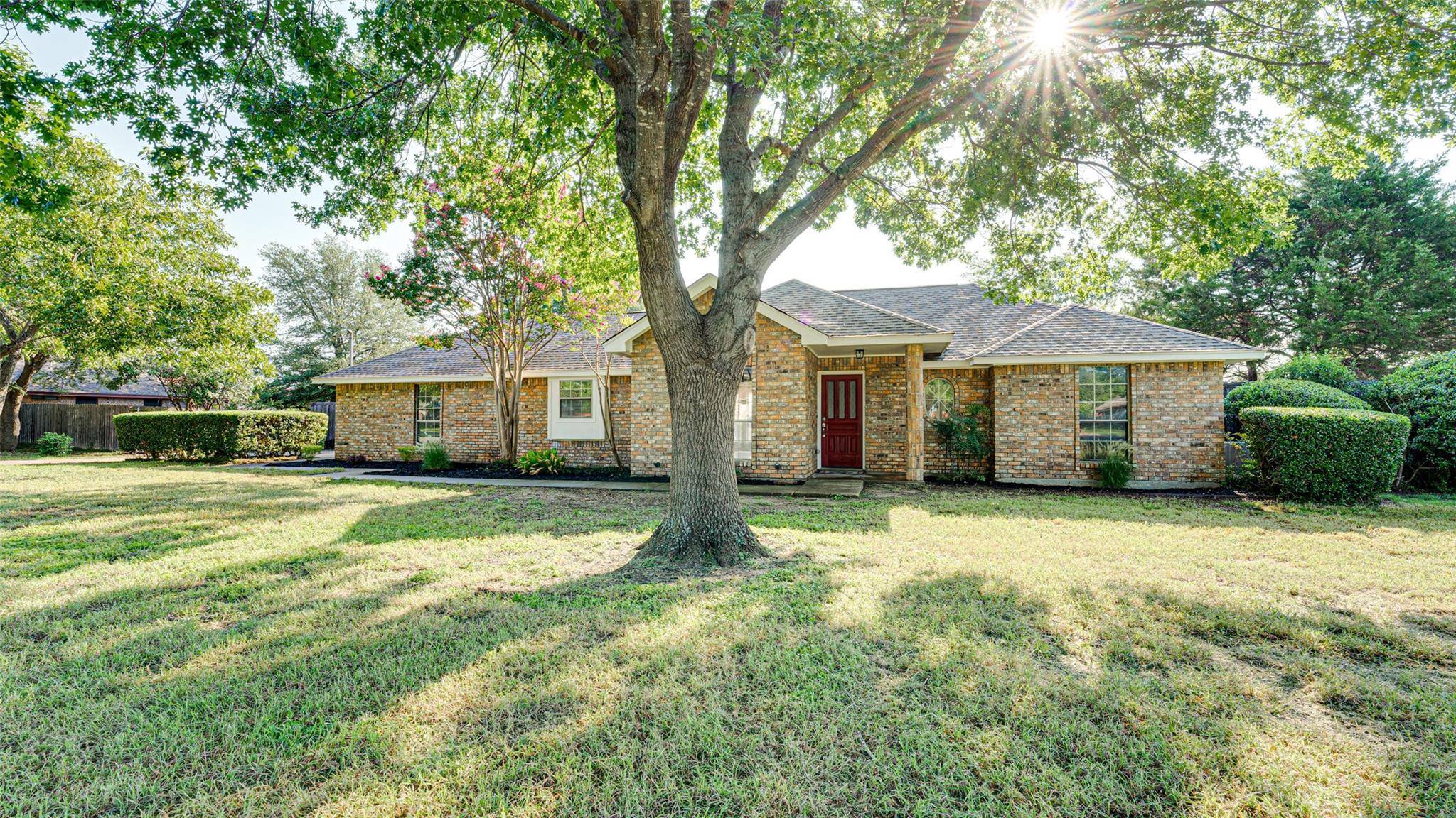 Red Oak, TX 75154,126 Jason Drive