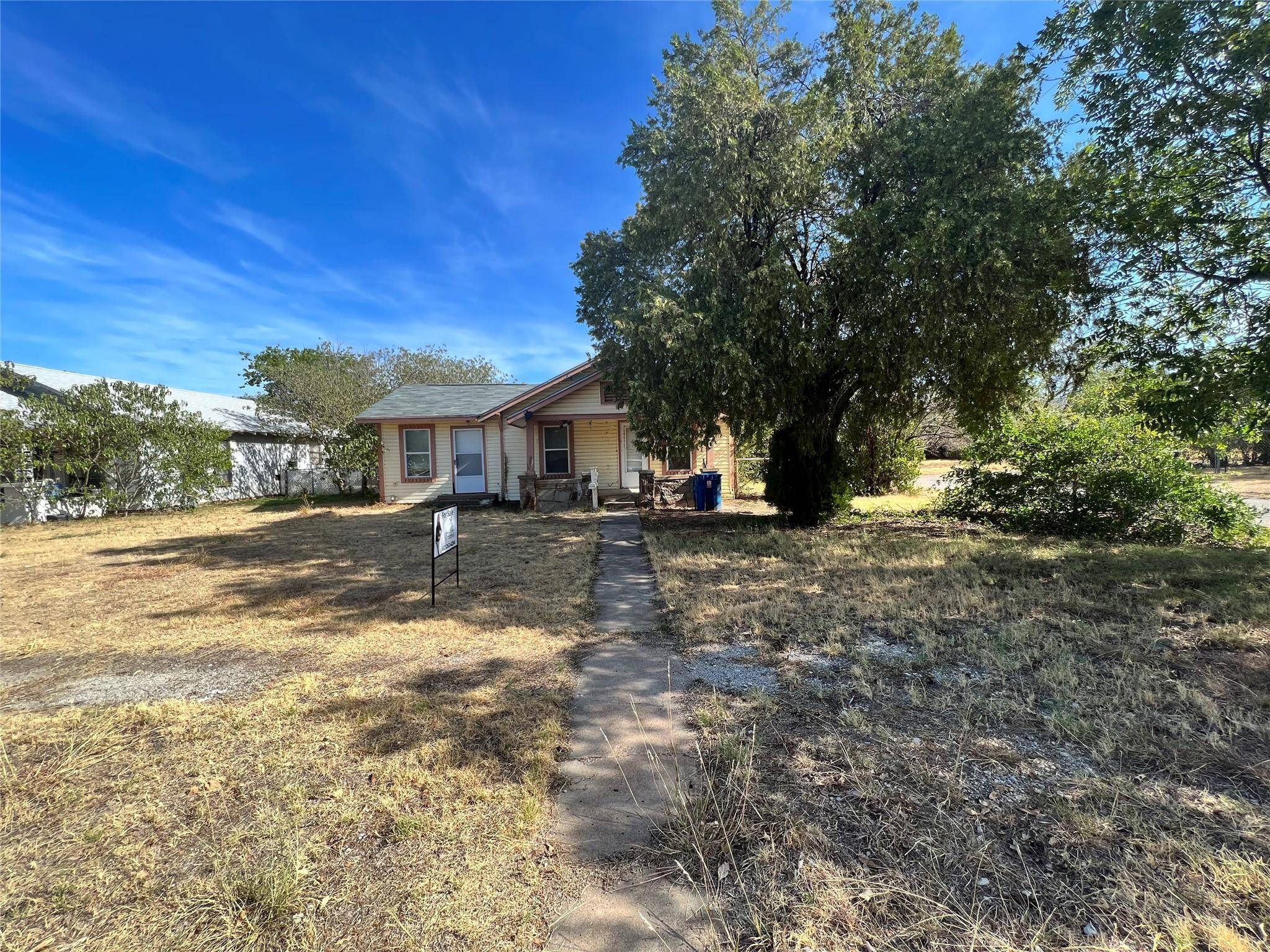 Breckenridge, TX 76424,1400 W Elm Street