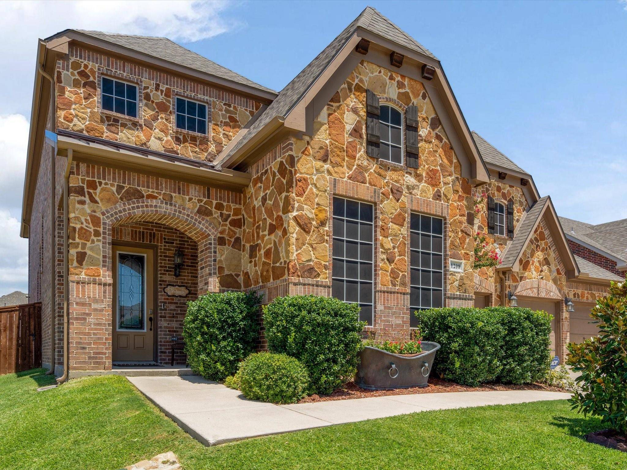 Burleson, TX 76028,1208 Catherine Lane