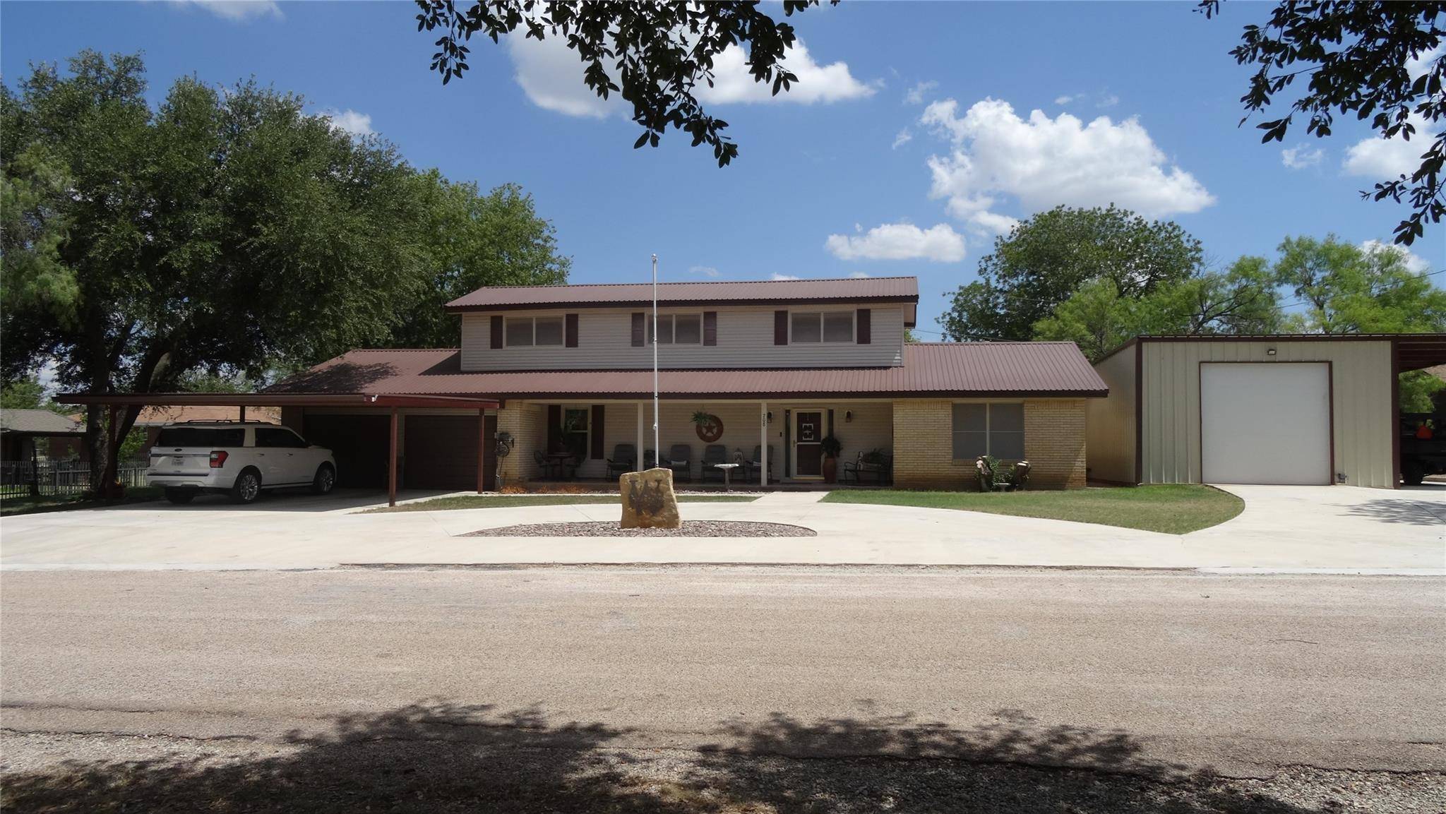 Baird, TX 79504,708 Brookview Drive