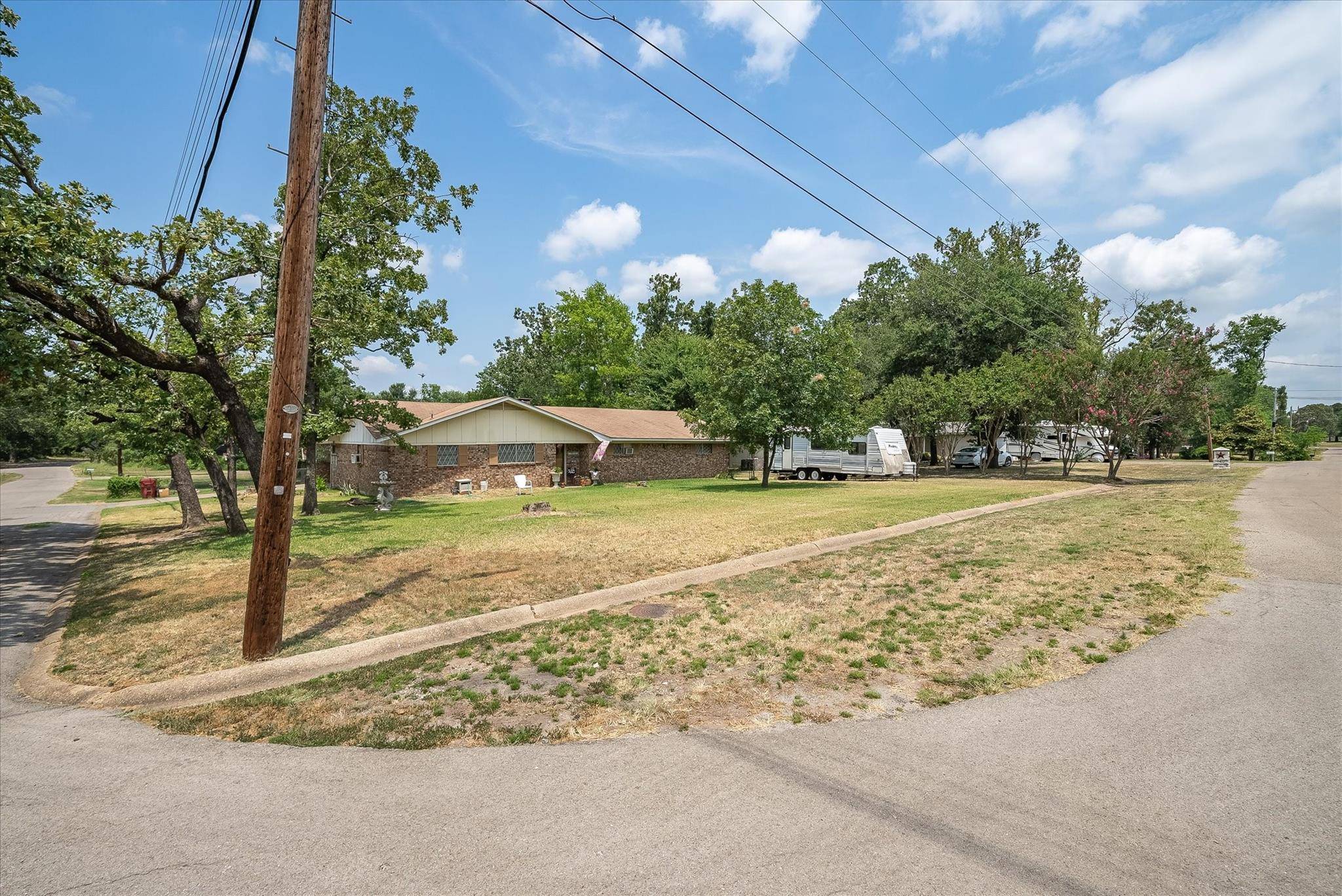 Grand Saline, TX 75140,1401 Center Street