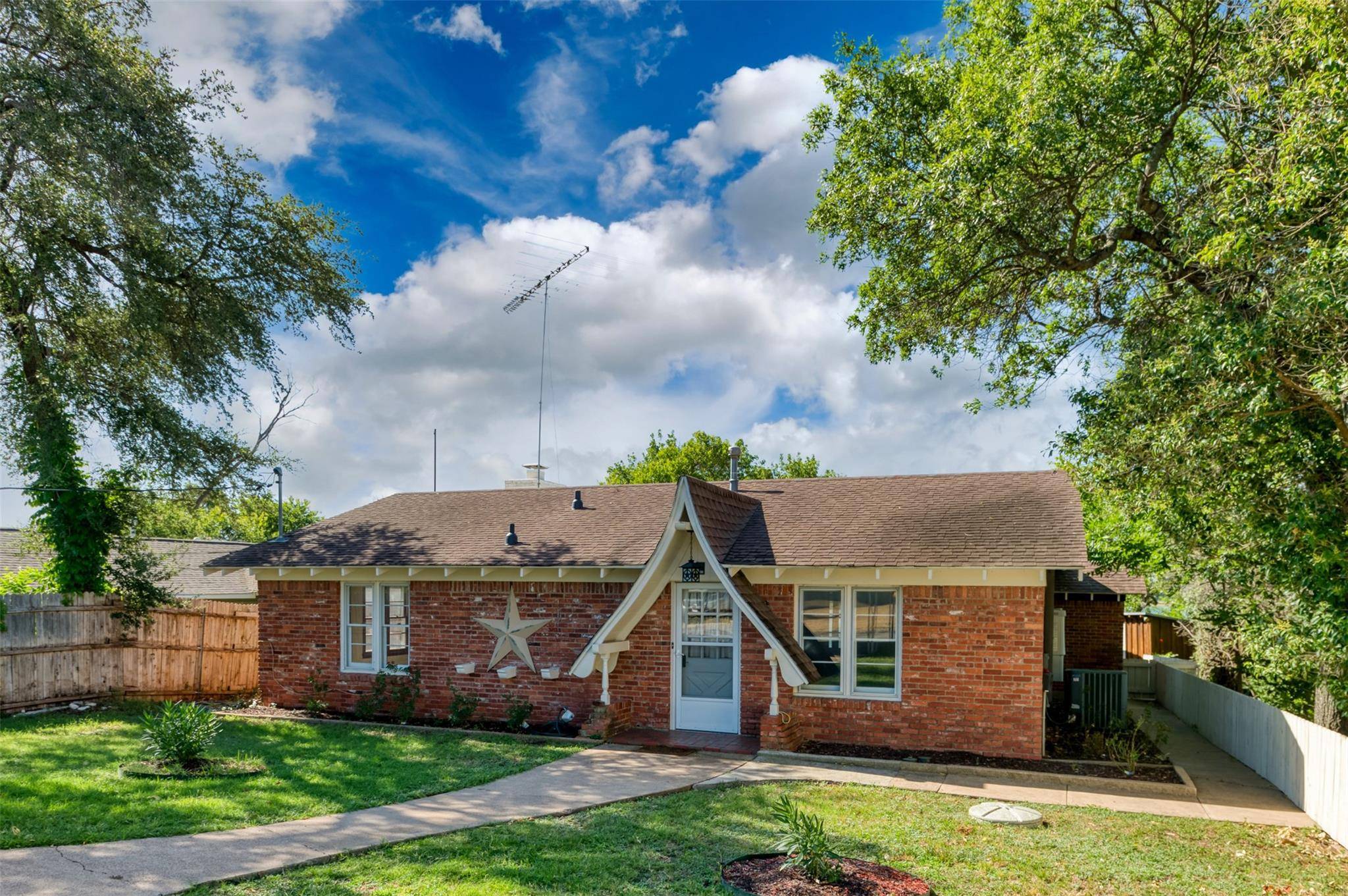 Fort Worth, TX 76135,6345 Cahoba Terrace