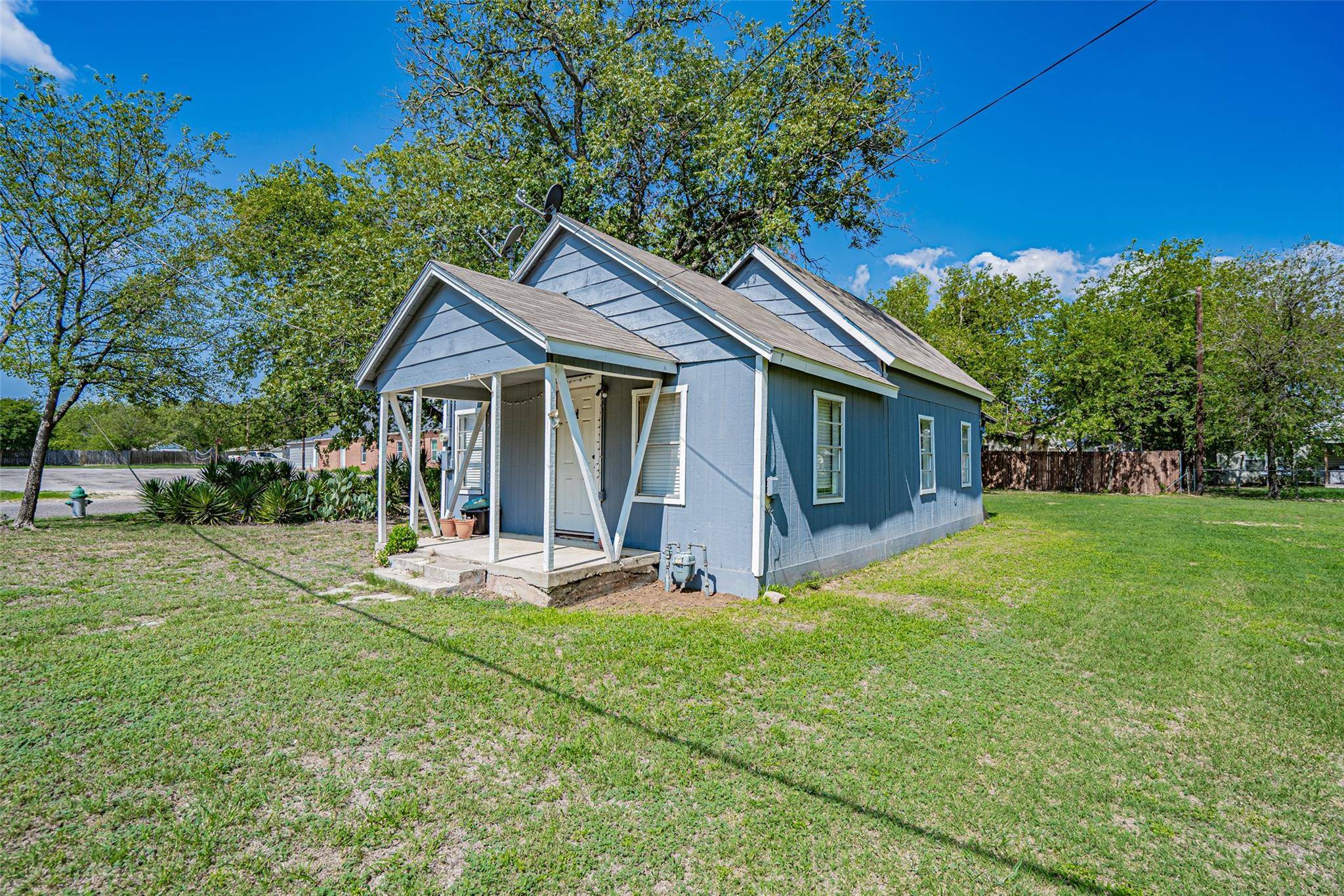 Stephenville, TX 76401,495 W Walnut Street