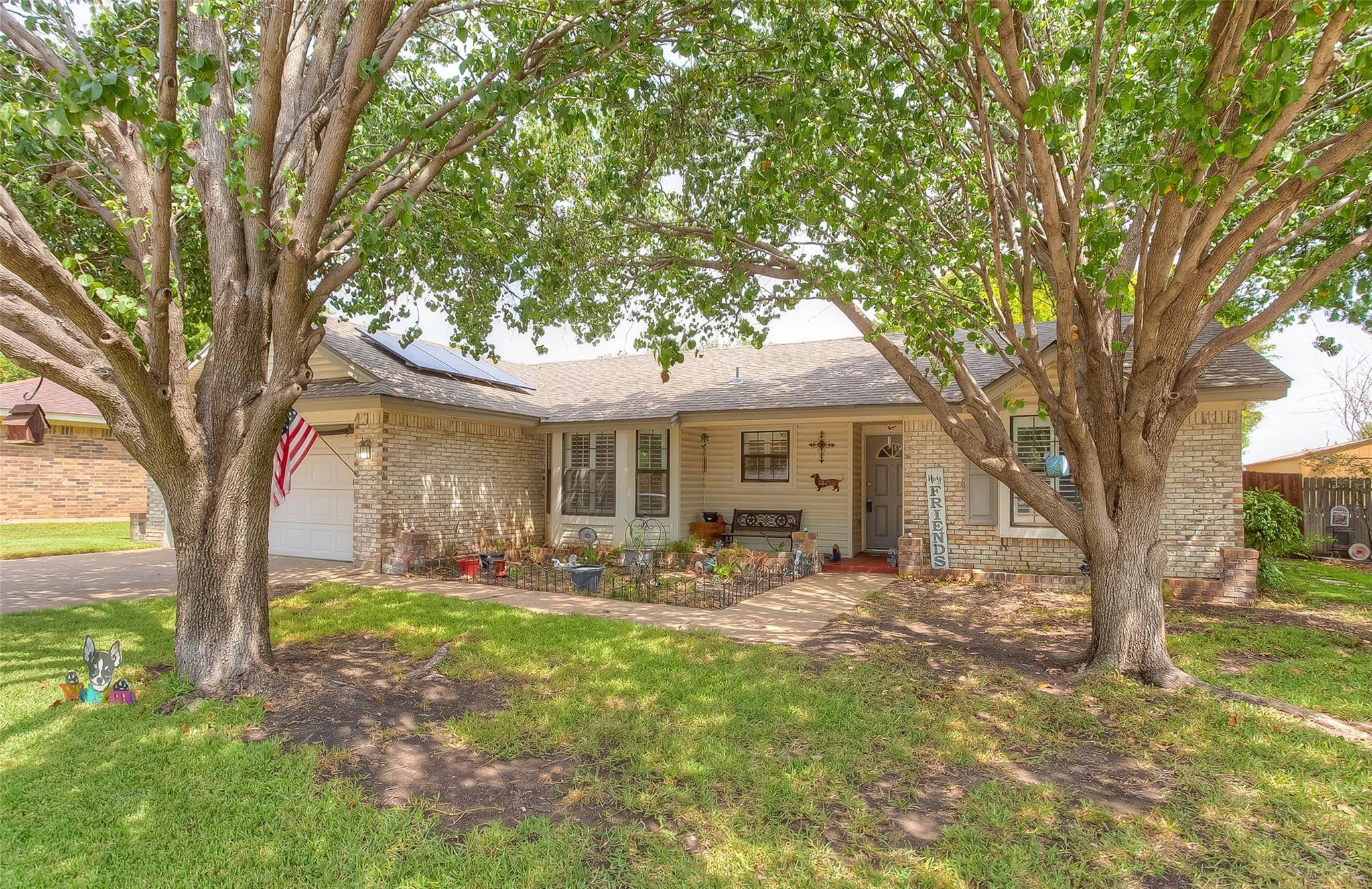 Saginaw, TX 76179,704 Short Street