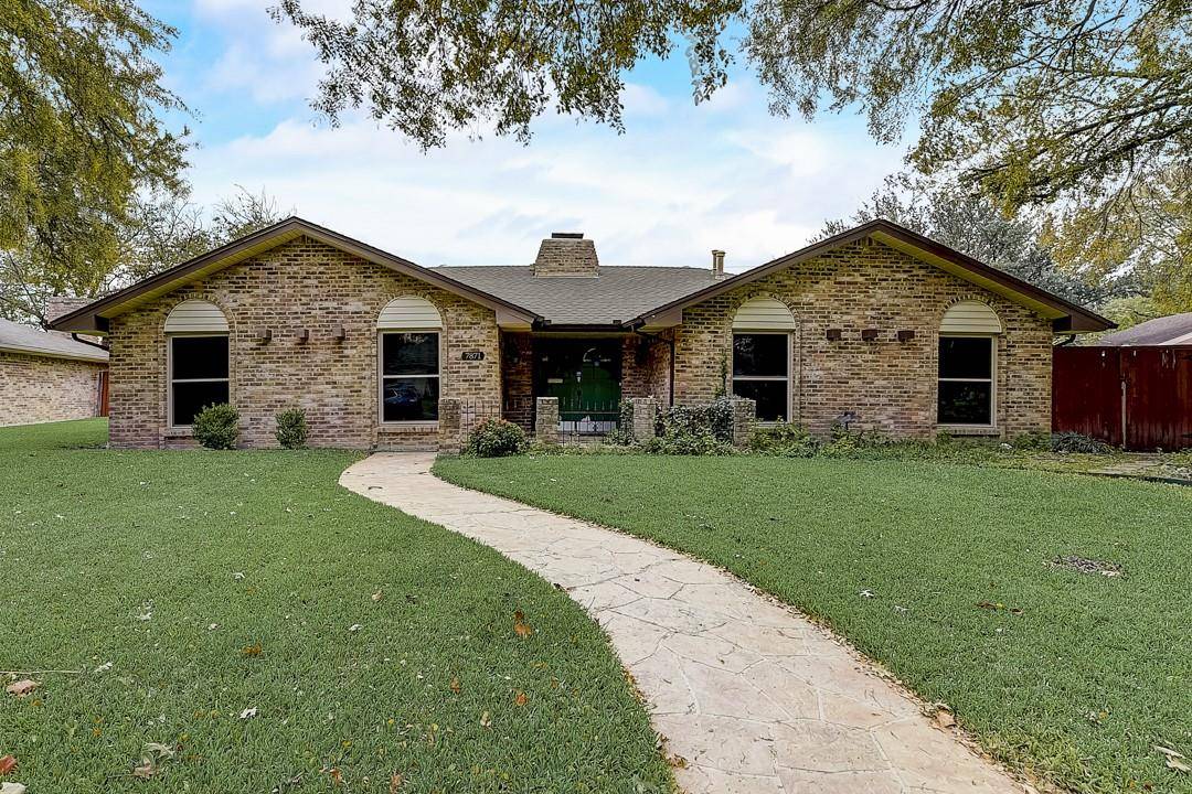 Dallas, TX 75248,7871 La Sobrina Drive