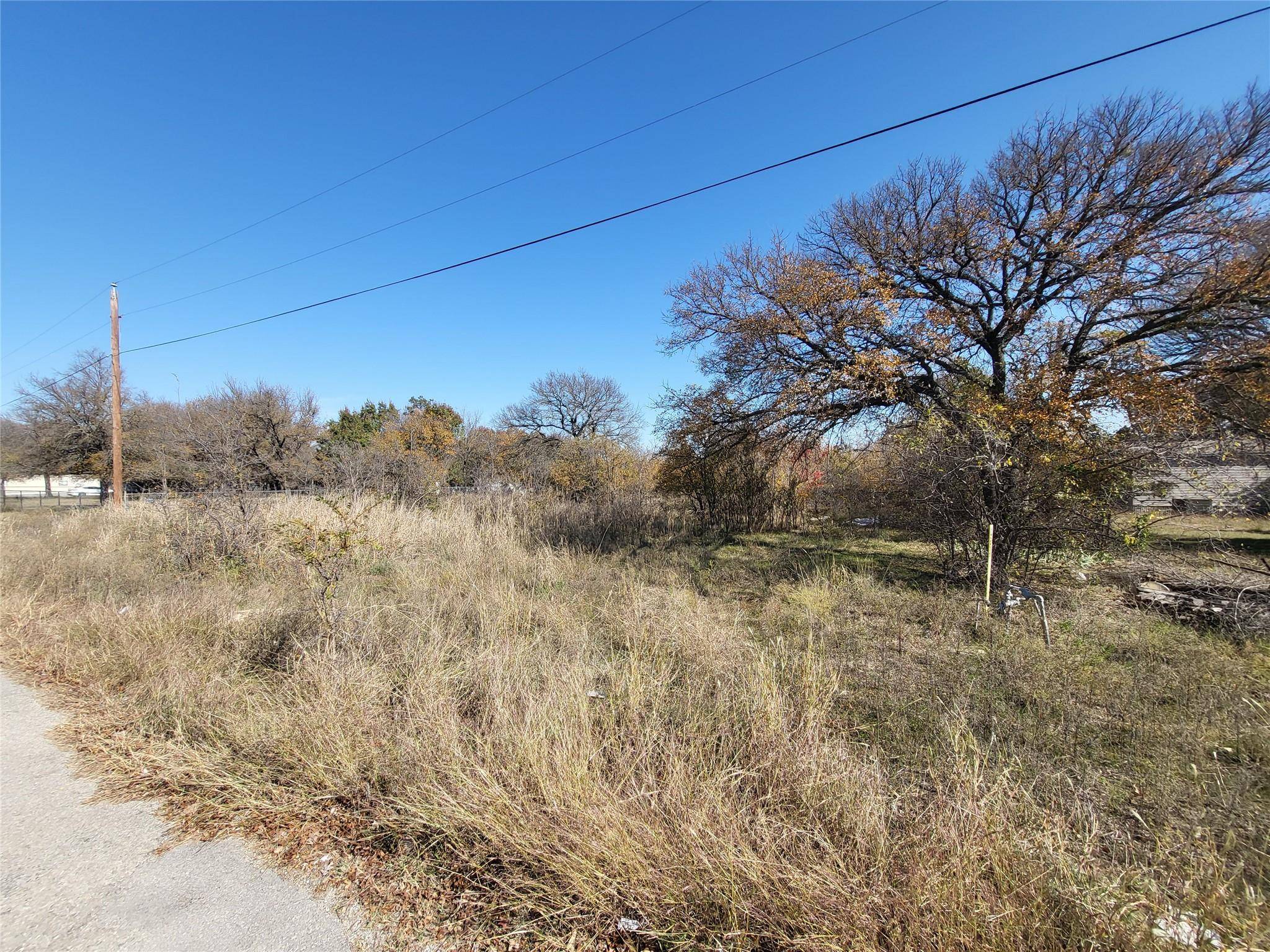 Hudson Oaks, TX 76087,211 E Creighton Drive