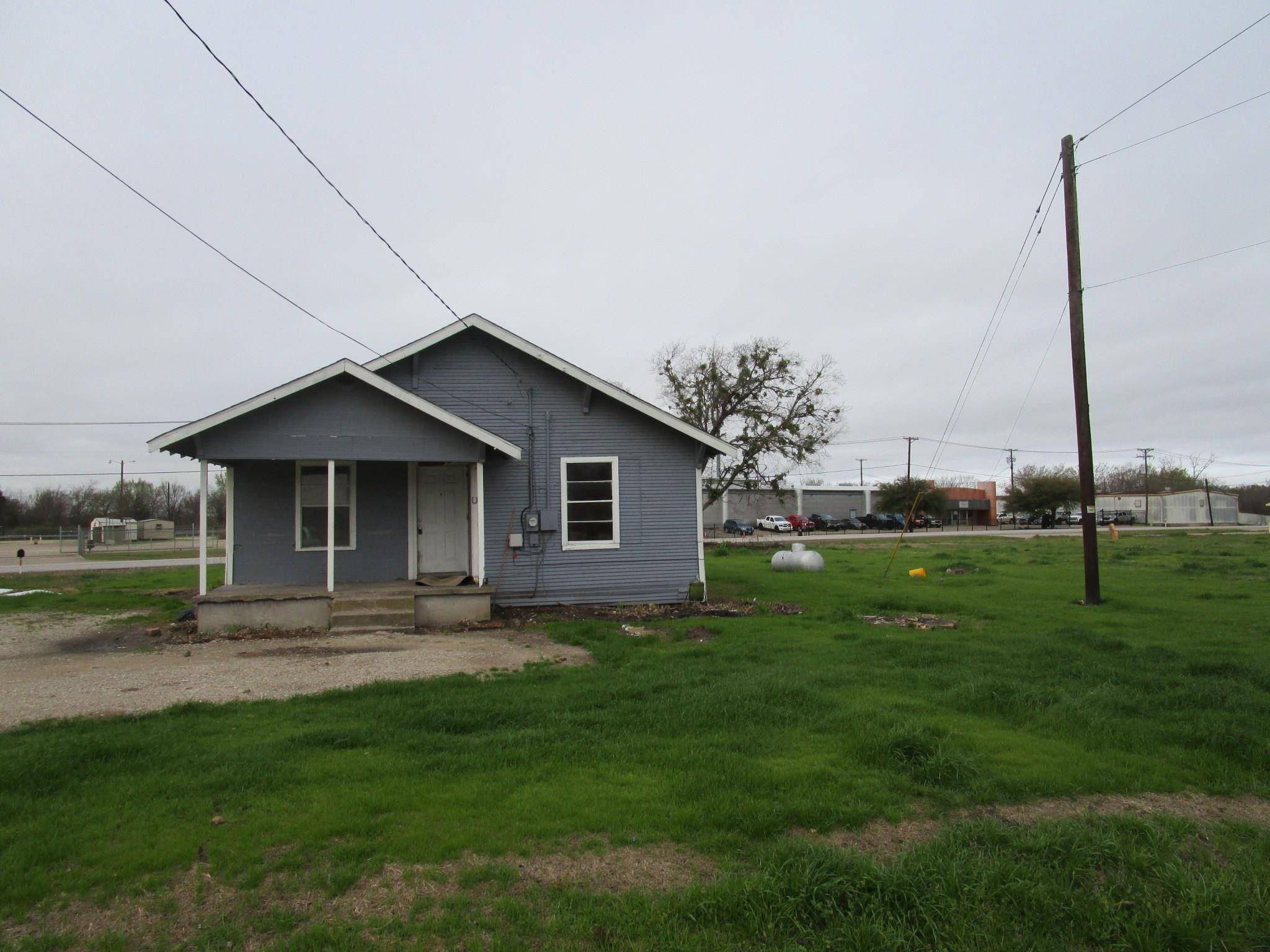 Forney, TX 75126,1002 E Aimee Street