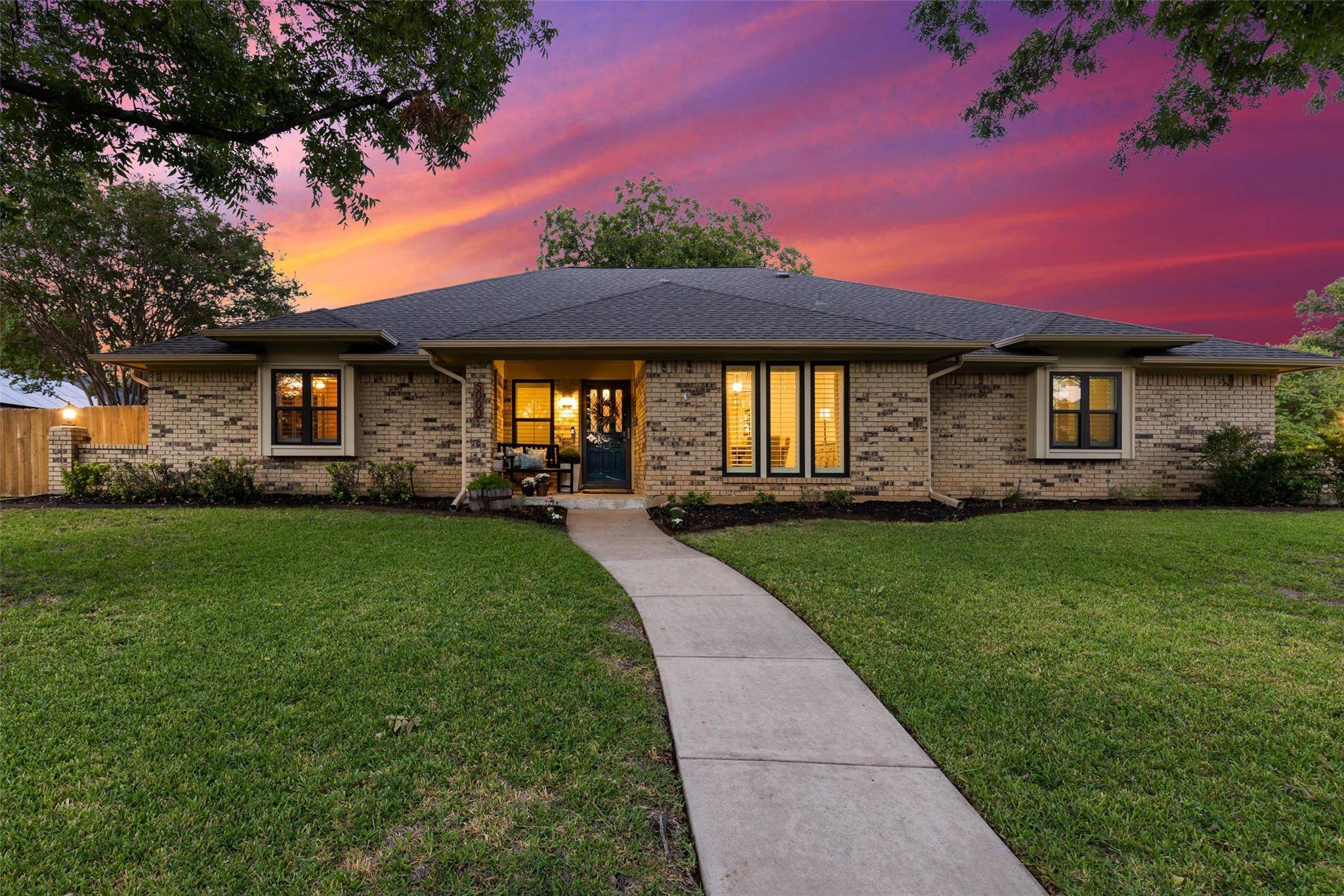 North Richland Hills, TX 76180,5000 Skylark Court